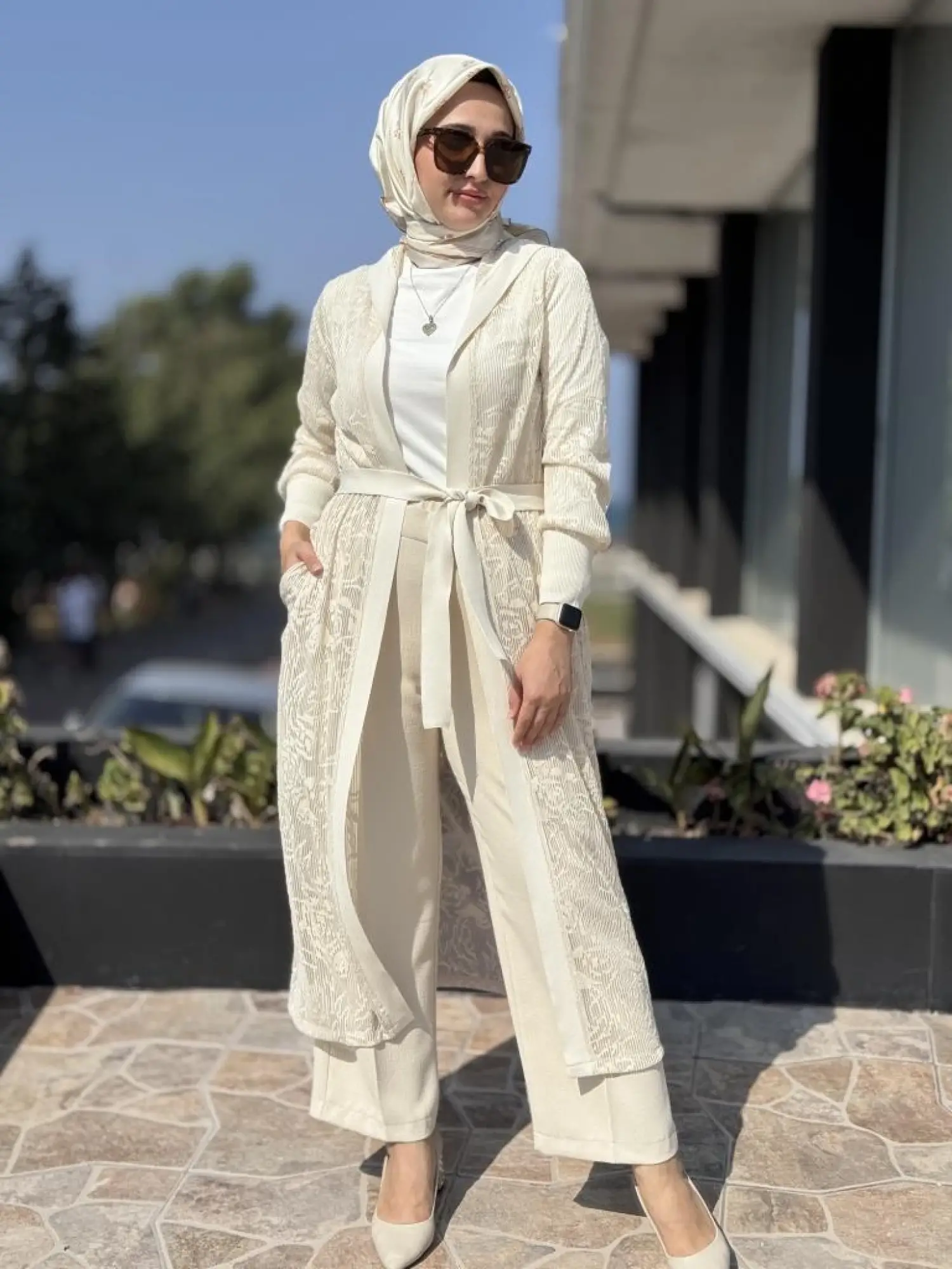 Tığ Triko Dantel Efenktli Kapüşonlu Uzun Kap KAP2094