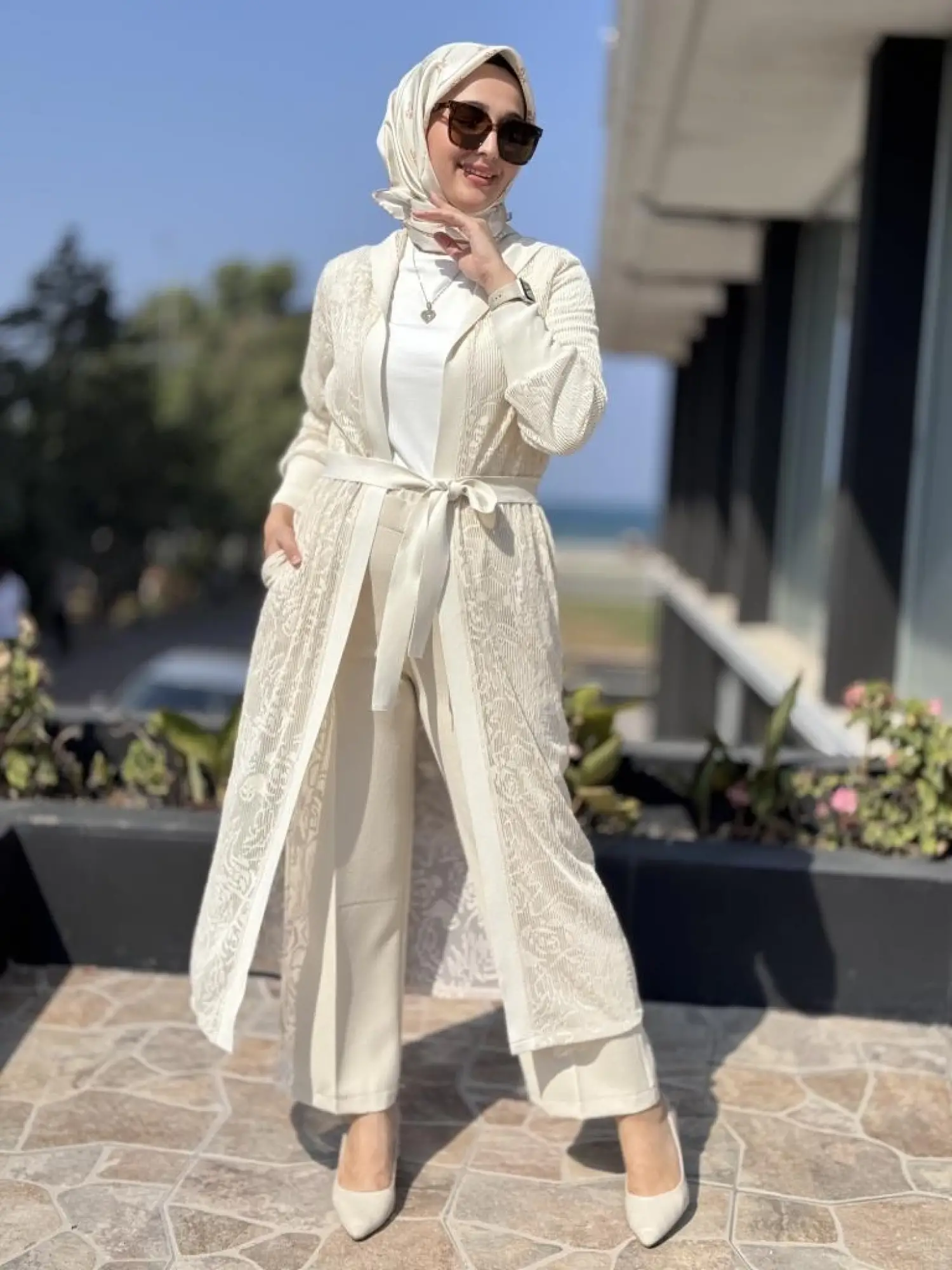 Tığ Triko Dantel Efenktli Kapüşonlu Uzun Kap KAP2094