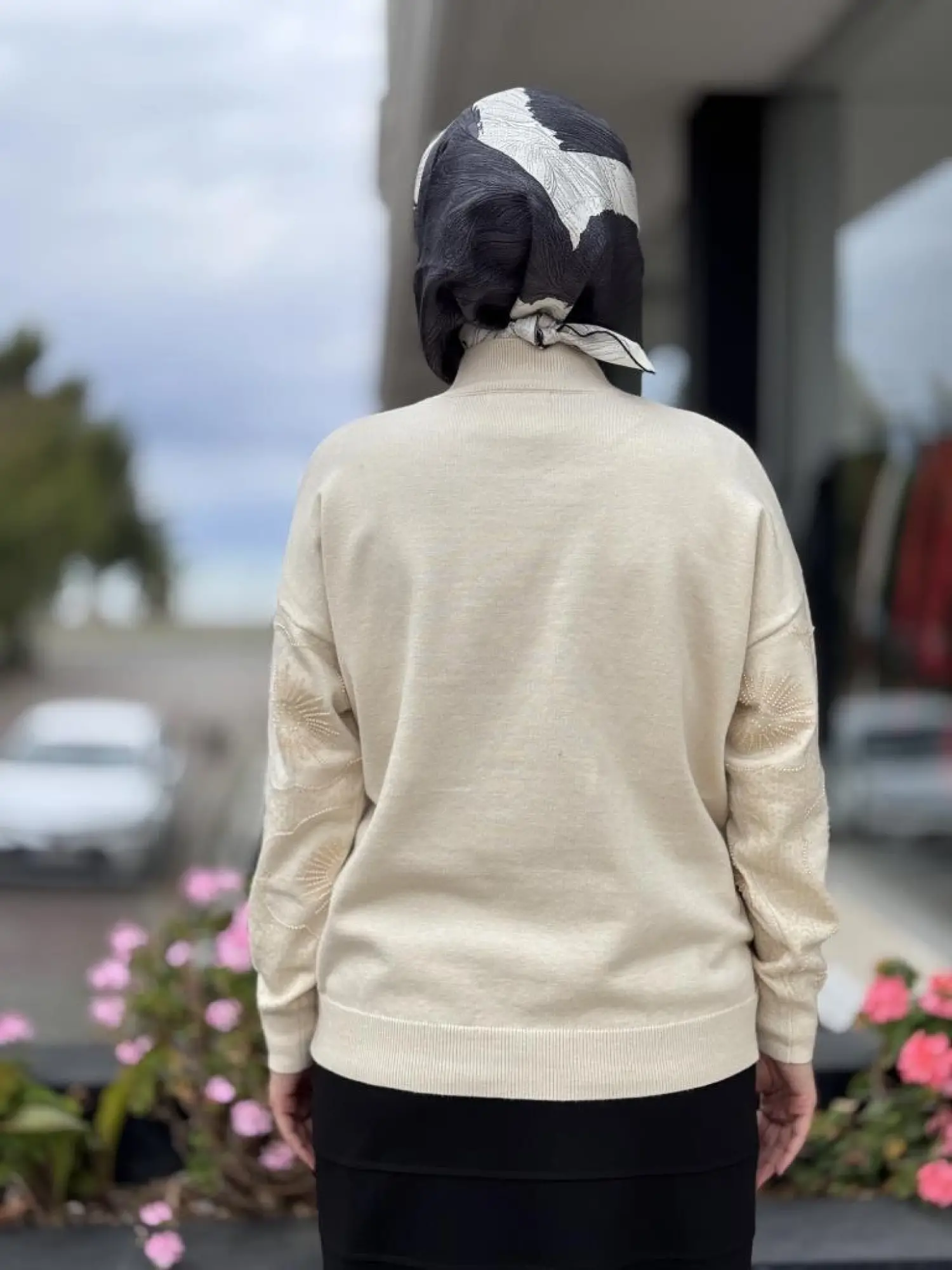 Tığ Triko İşlemeli Yarım Balıkçıyaka Bluz BLZ22001