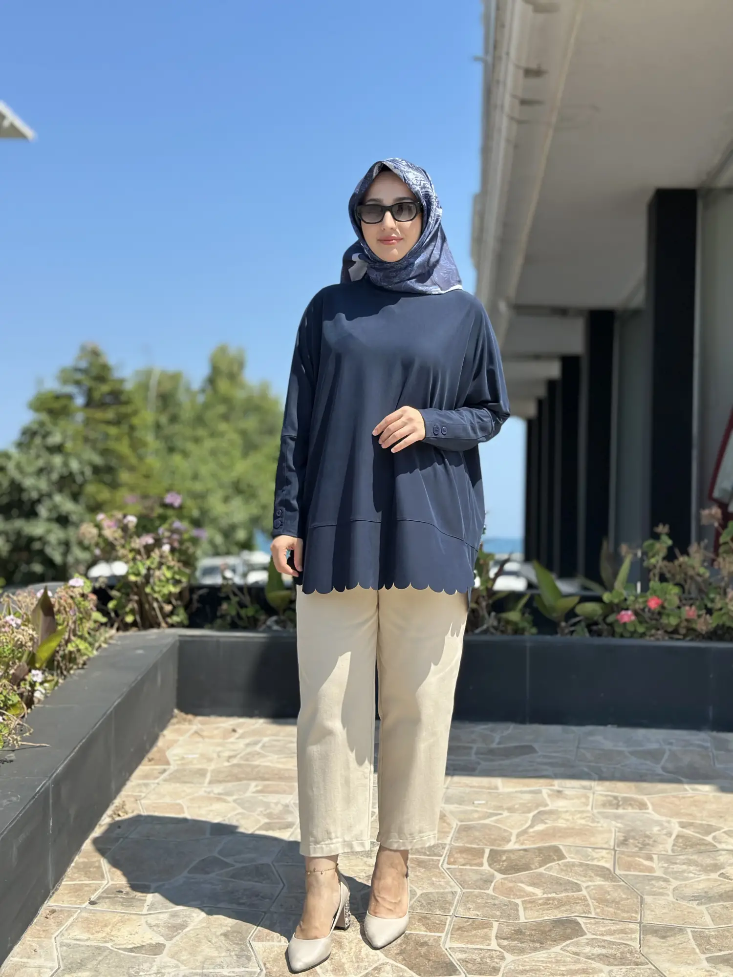 Tığ Triko Kolları Düğme Detaylı Oversize Tunik TNK4103