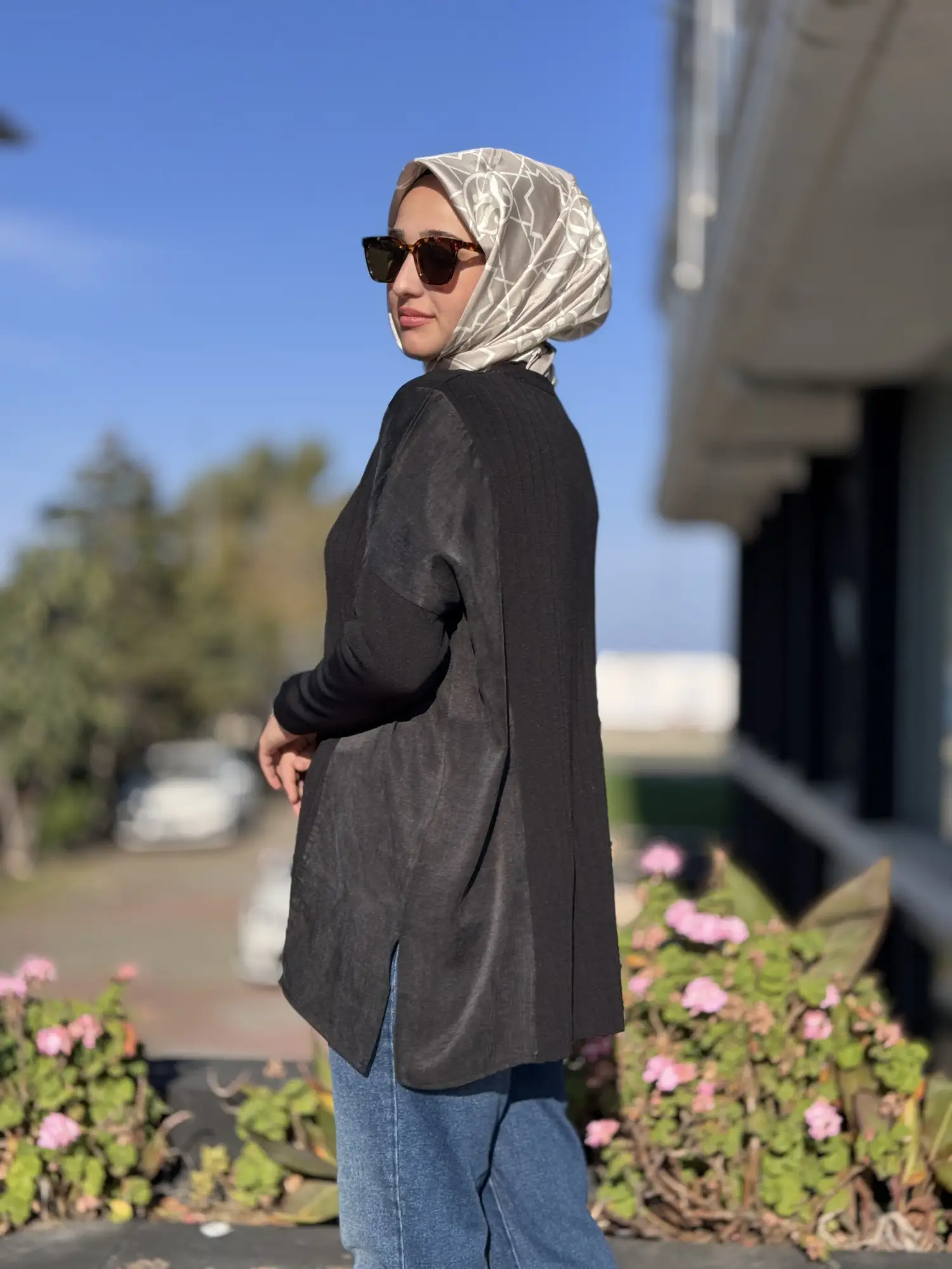 Tığ Triko Kumaş Kombinli Yandan Yırtmaçlı Rayon Tunik TNK21915