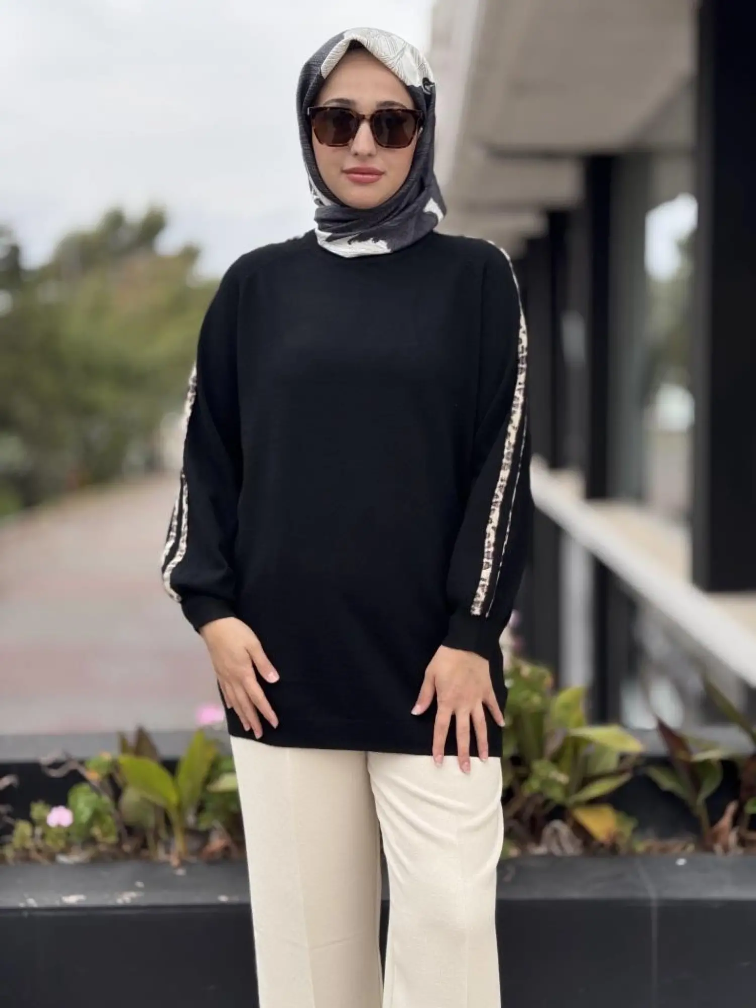 Tığ Triko Leopar Şeritli Triko Tunik TNK22015