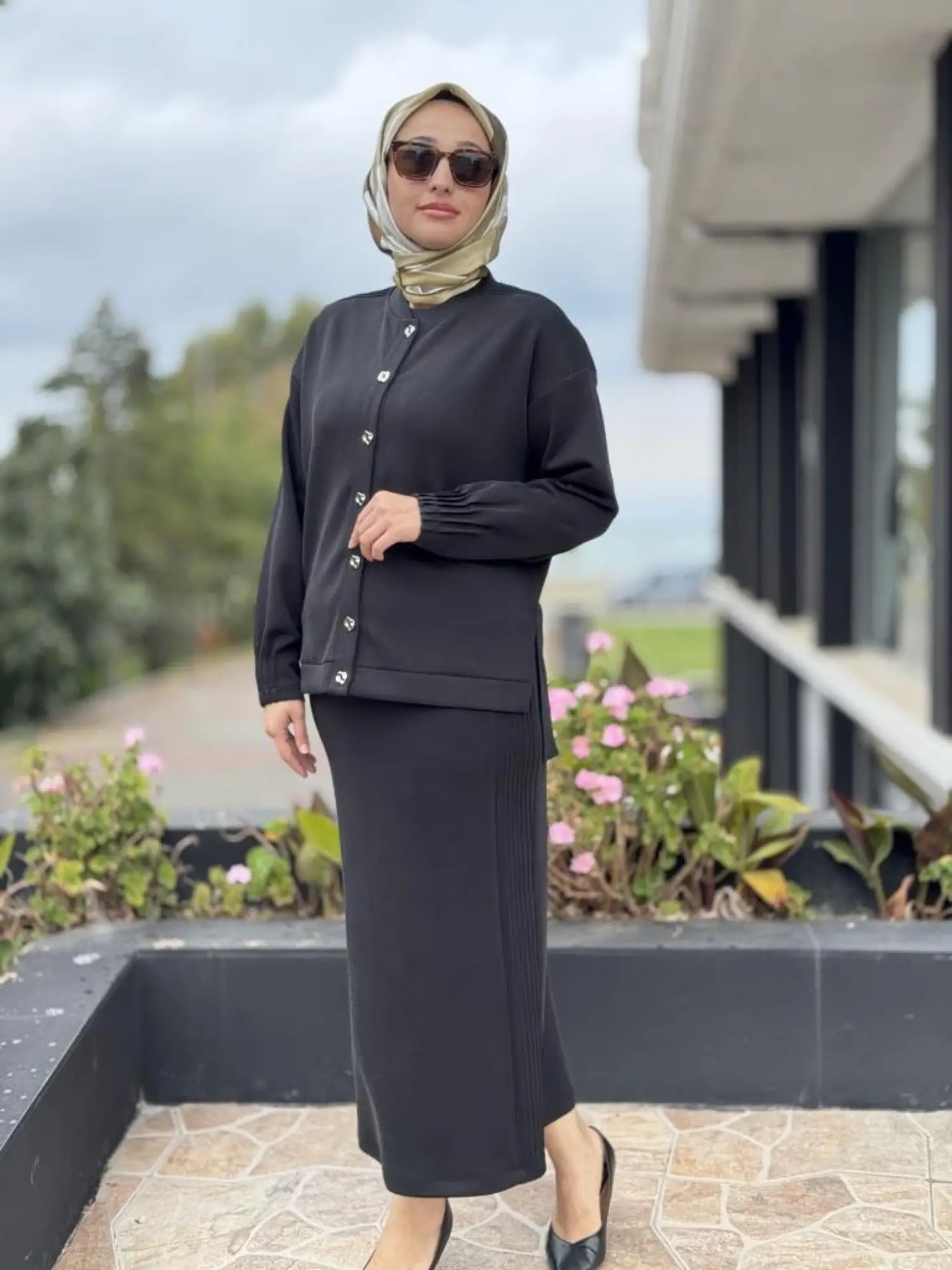 Tığ Triko Nervür Detaylı Etekli Takım TKM5029