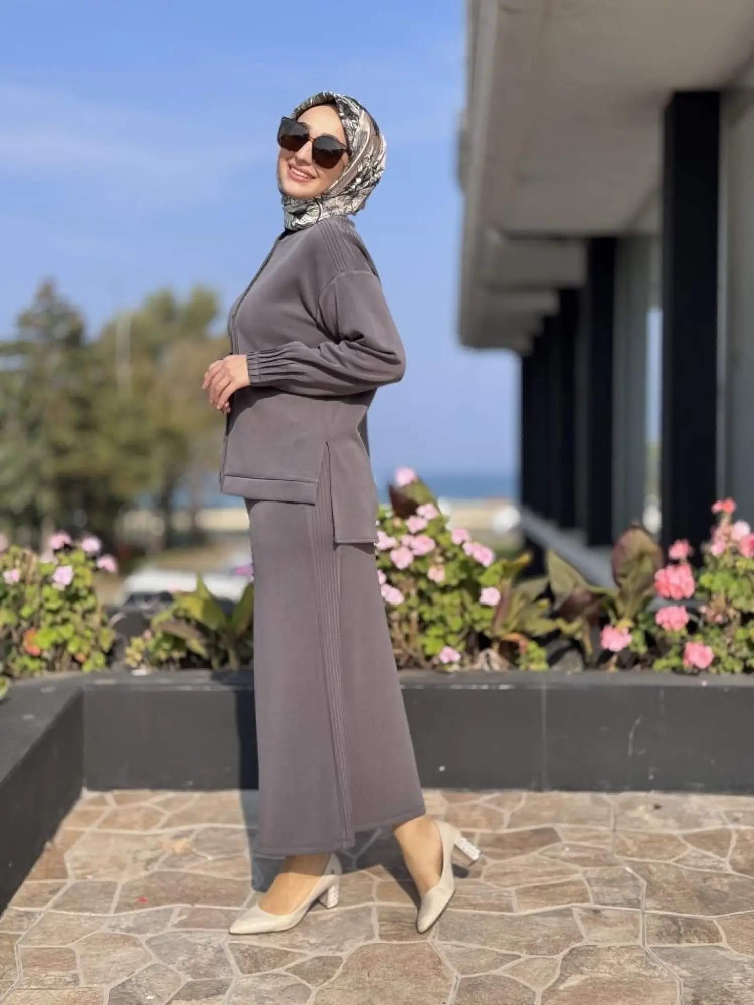 Tığ Triko Nervür Detaylı Etekli Takım TKM5029