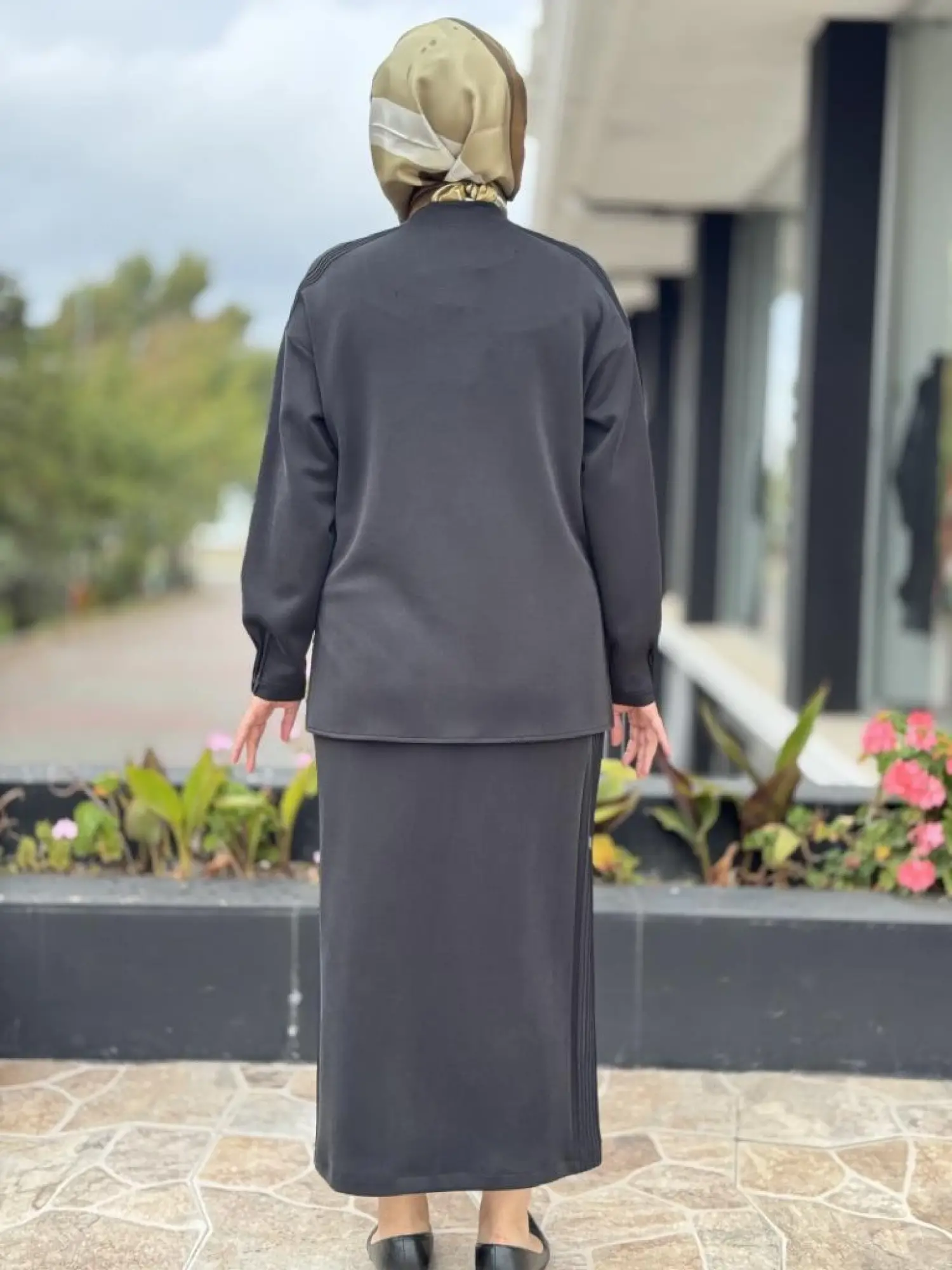 Tığ Triko Nervür Detaylı Etekli Takım TKM5029