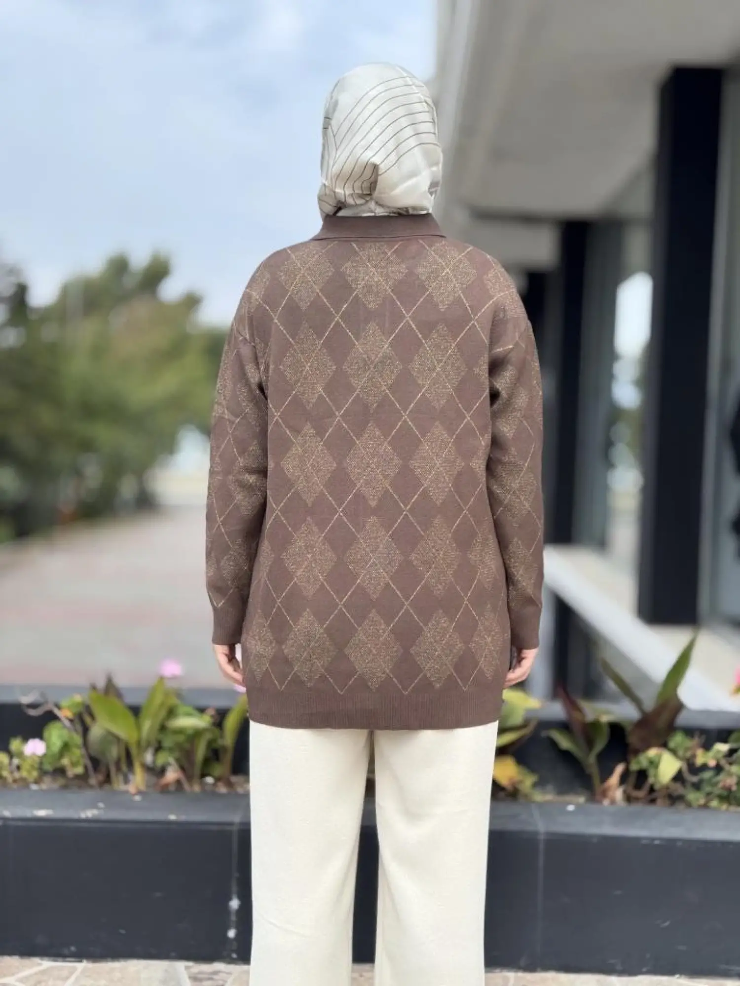 Tığ Triko Polo Yakalı Triko Hırka HRK21844