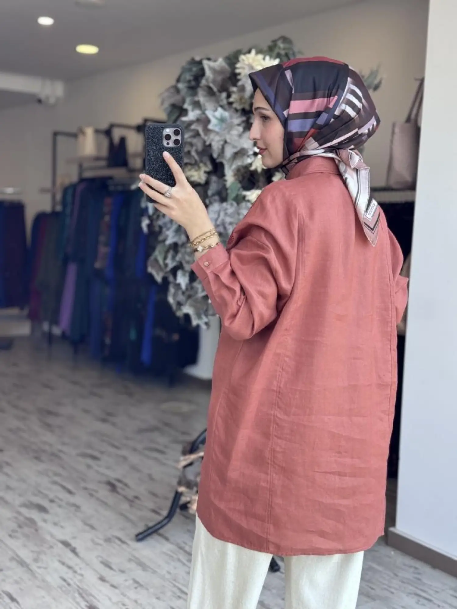 Tığ Triko Robası İşlemeli Gömlek GML3080