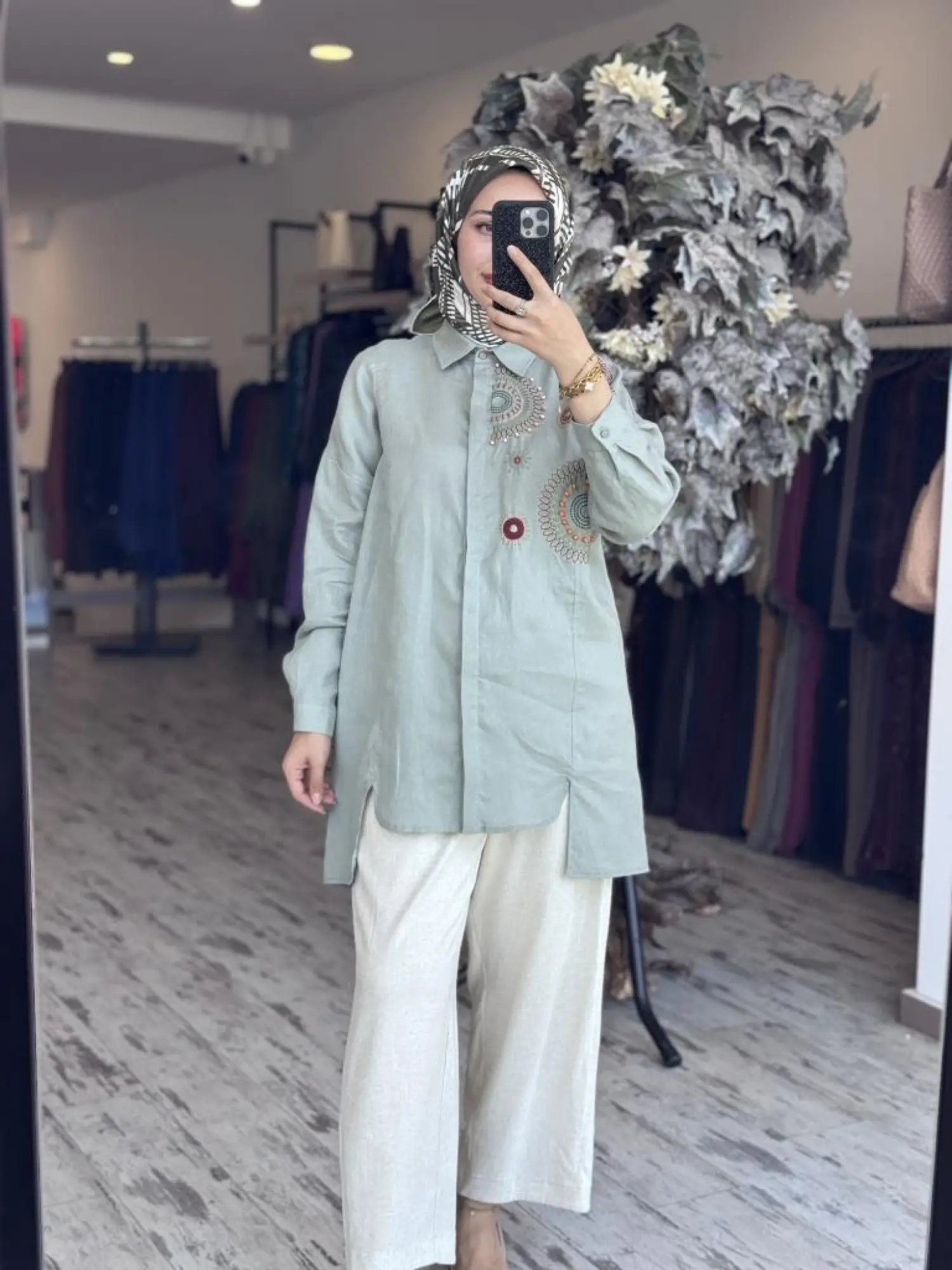 Tığ Triko Robası İşlemeli Gömlek GML3080