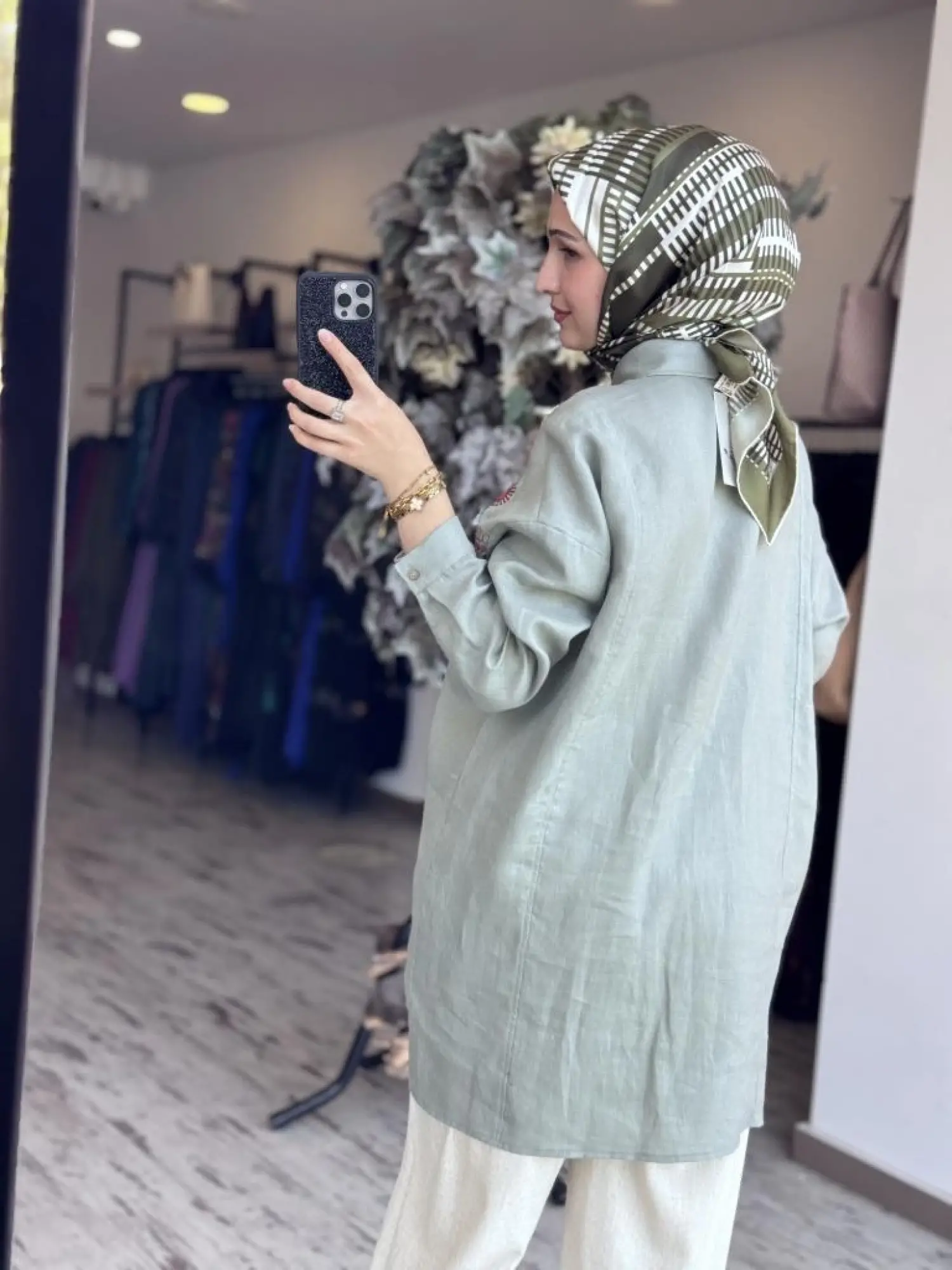 Tığ Triko Robası İşlemeli Gömlek GML3080