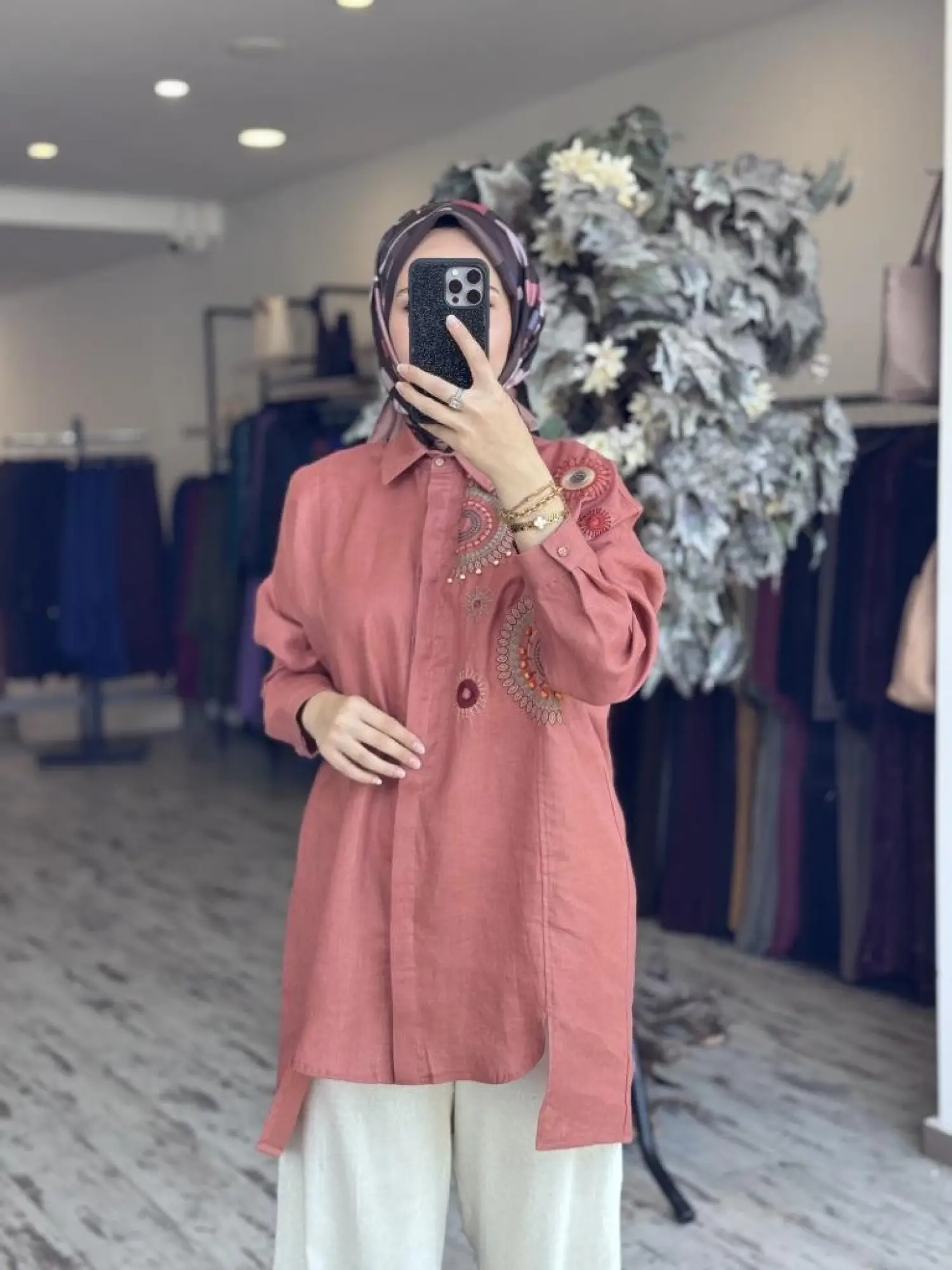 Tığ Triko Robası İşlemeli Gömlek GML3080