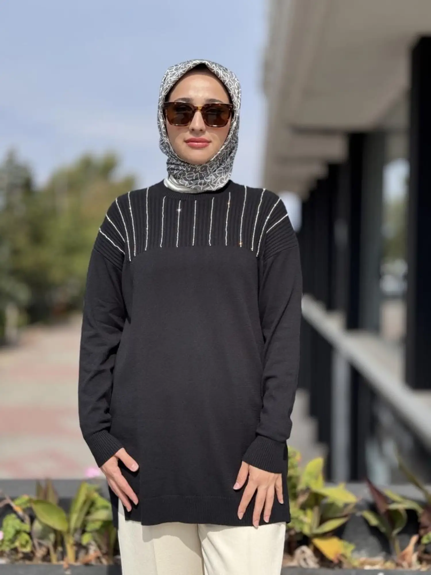 Tığ Triko Taş Detaylı Triko Tunik TNK21739