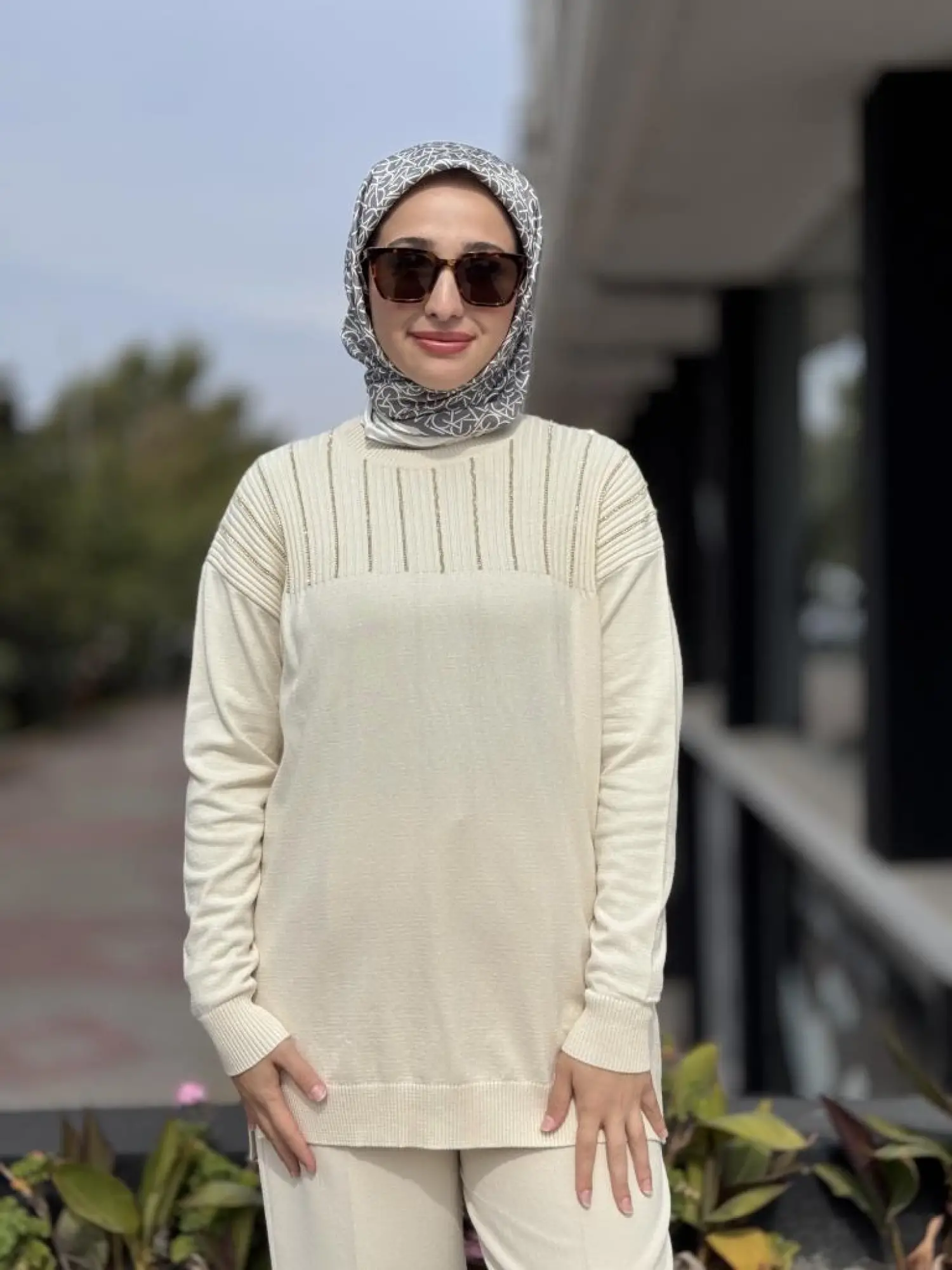 Tığ Triko Taş Detaylı Triko Tunik TNK21739