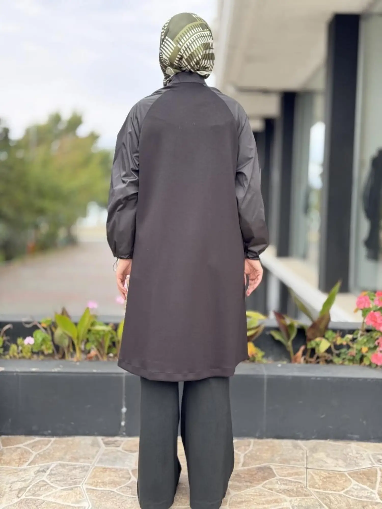 Tığ Triko Teknik Kumaş Kombinli Fermuar Detaylı Kap KAP20004