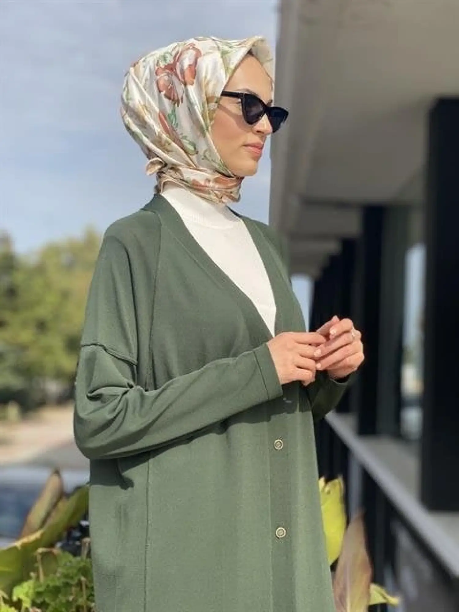 Tığ Triko Ters Dikiş Detaylı Rayon Hırka HRK21468