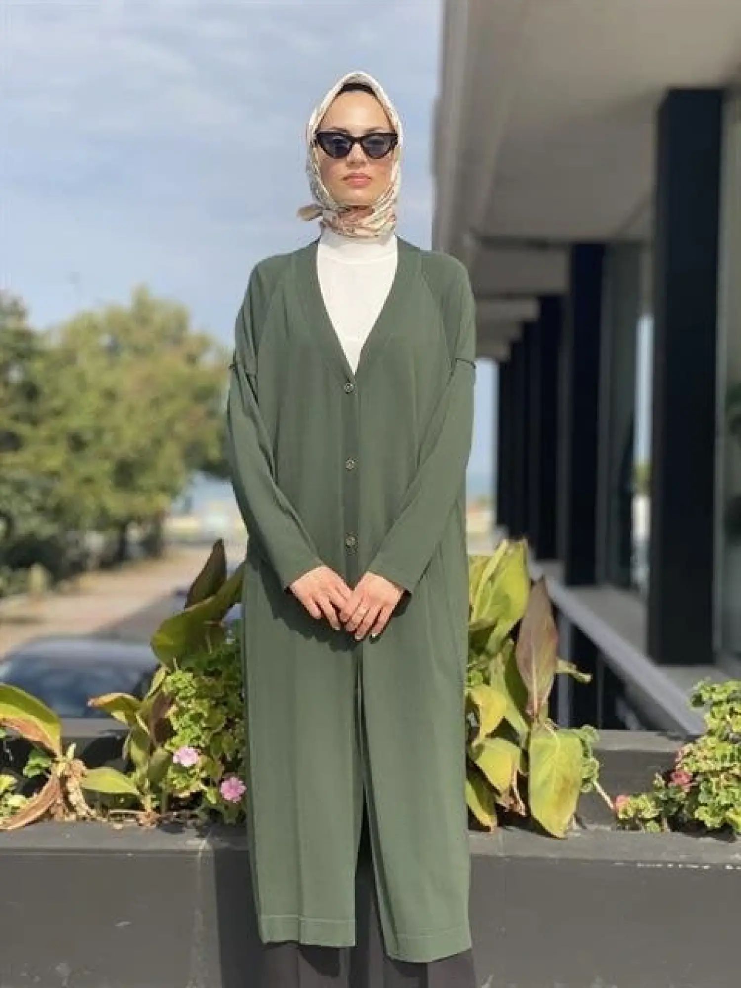 Tığ Triko Ters Dikiş Detaylı Rayon Hırka HRK21468