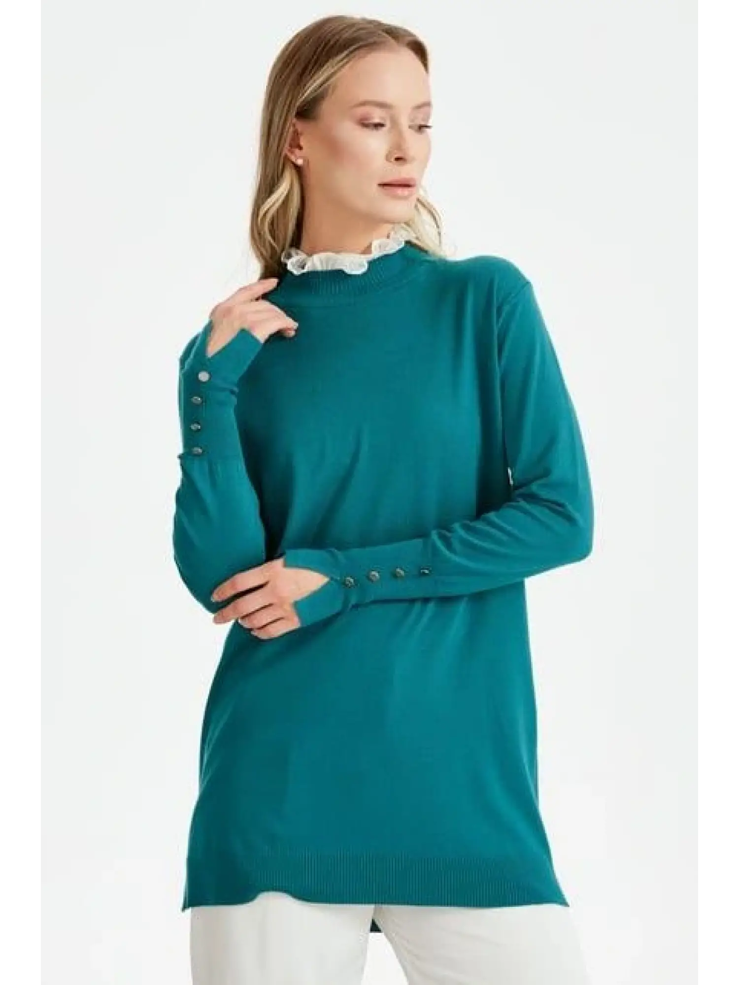 Tığ Triko Yakası Fırfır Detaylı Tunik TNK21486