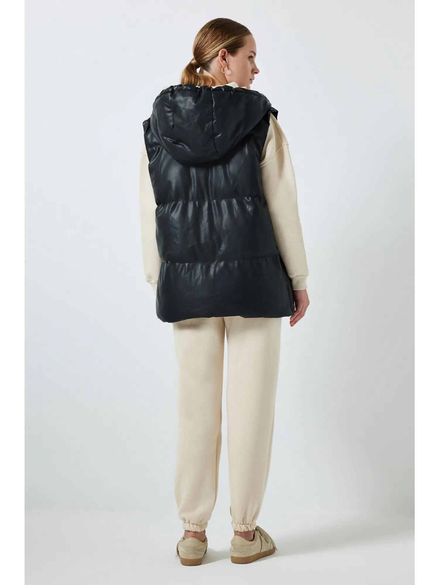 Touche Kapüşonlu Şişme Deri Yelek 24F1R0009