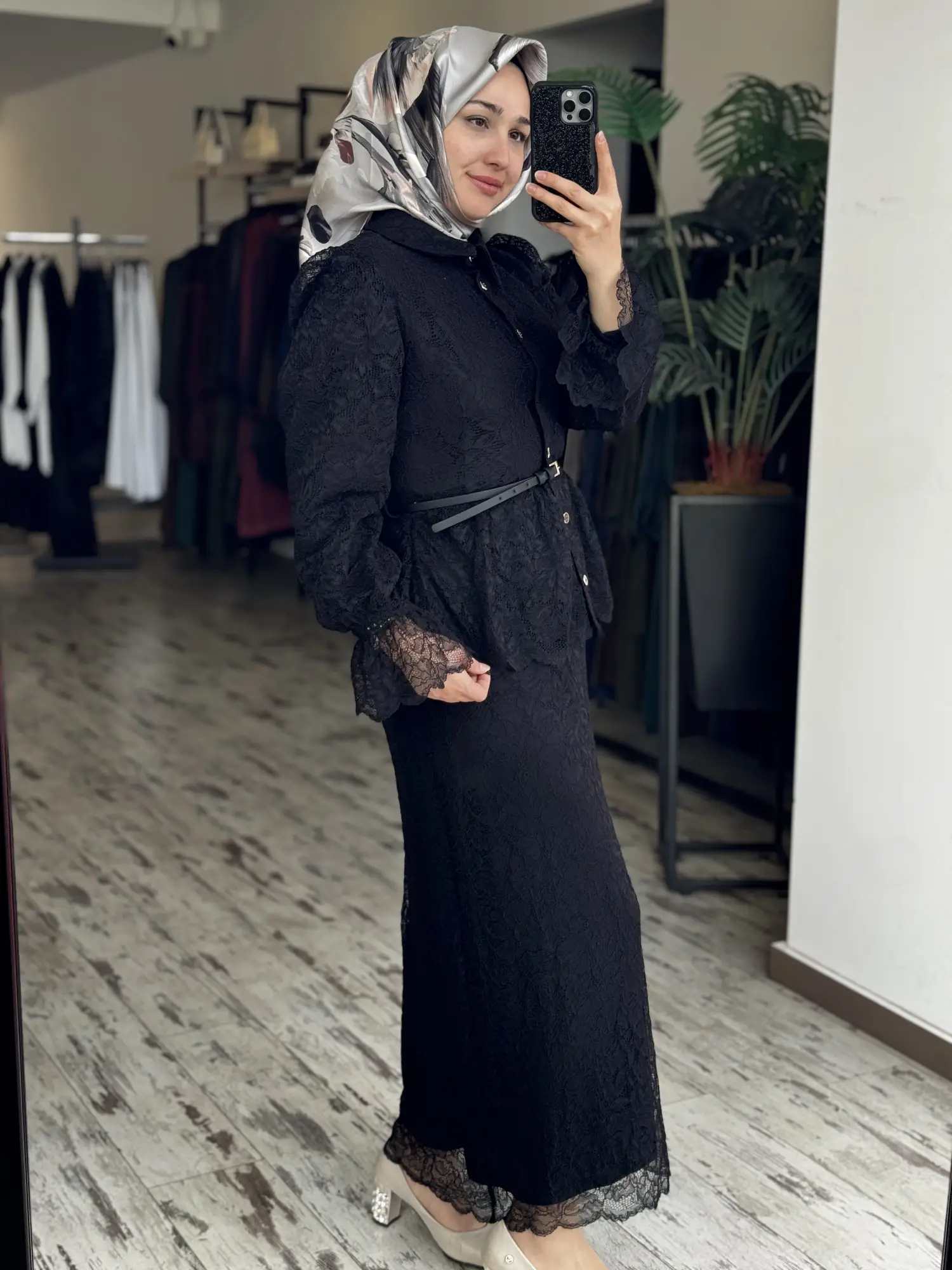 Vuu Beli Peplum Dantel Elbise