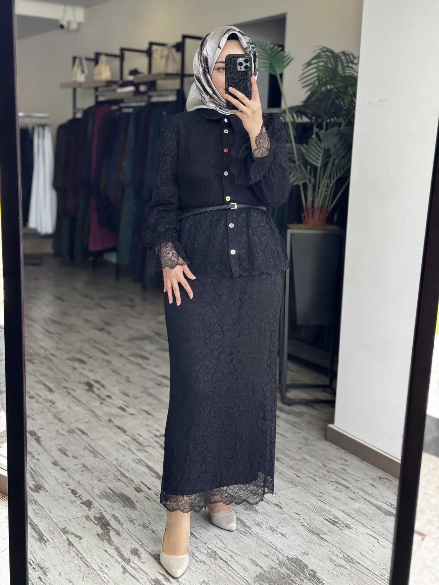 Vuu Beli Peplum Dantel Elbise