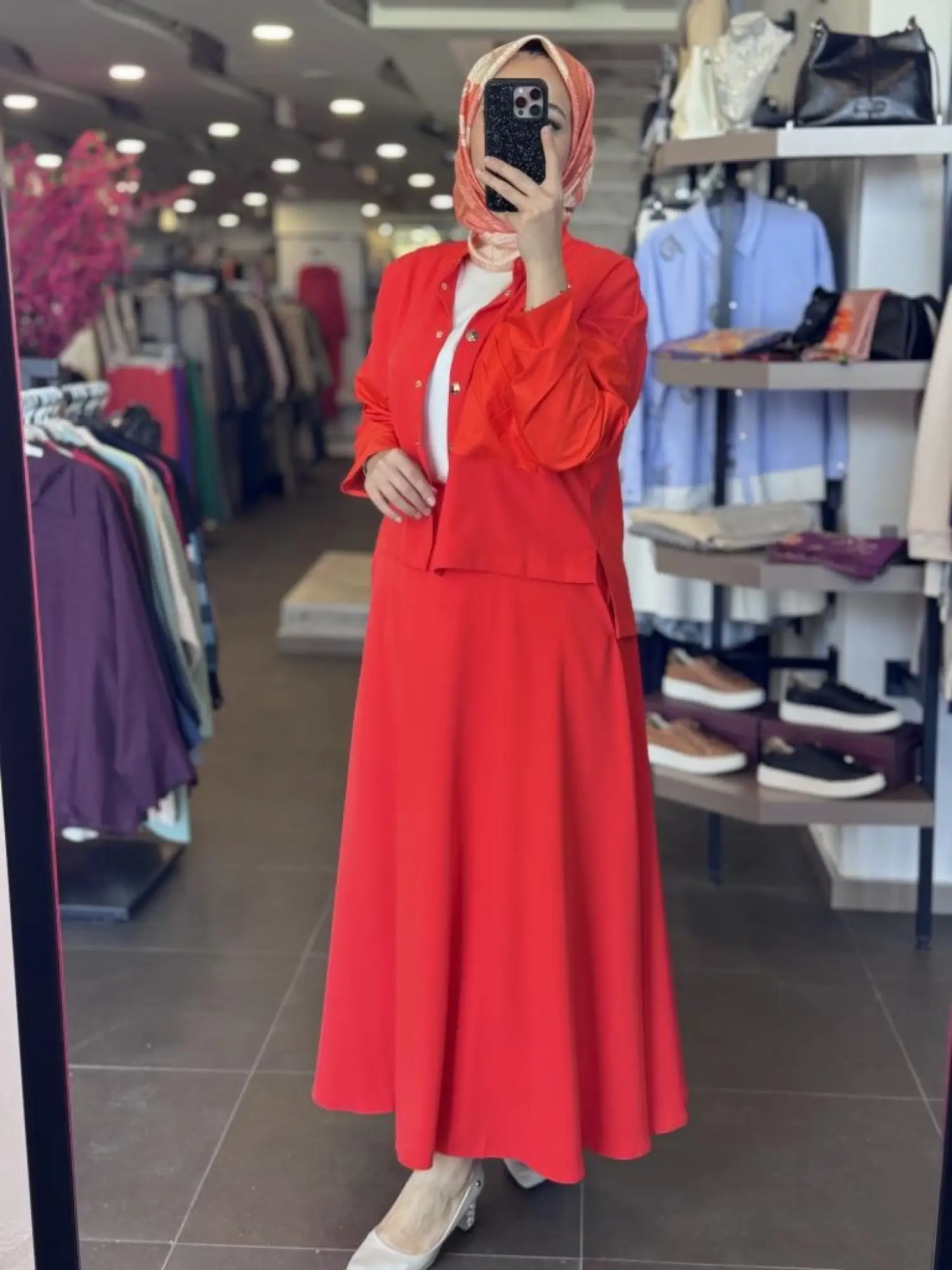 Vuu Hakim Yaka Drape Detaylı Gömlek Etek Takım 25SSVB1024