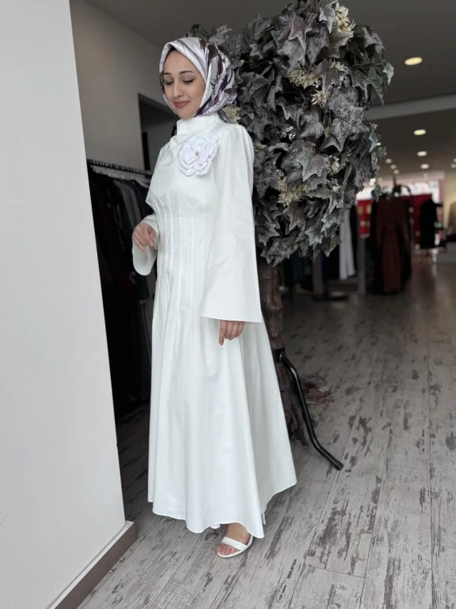 Vuu Önü Arka Pensli Elbise 25SSV4014