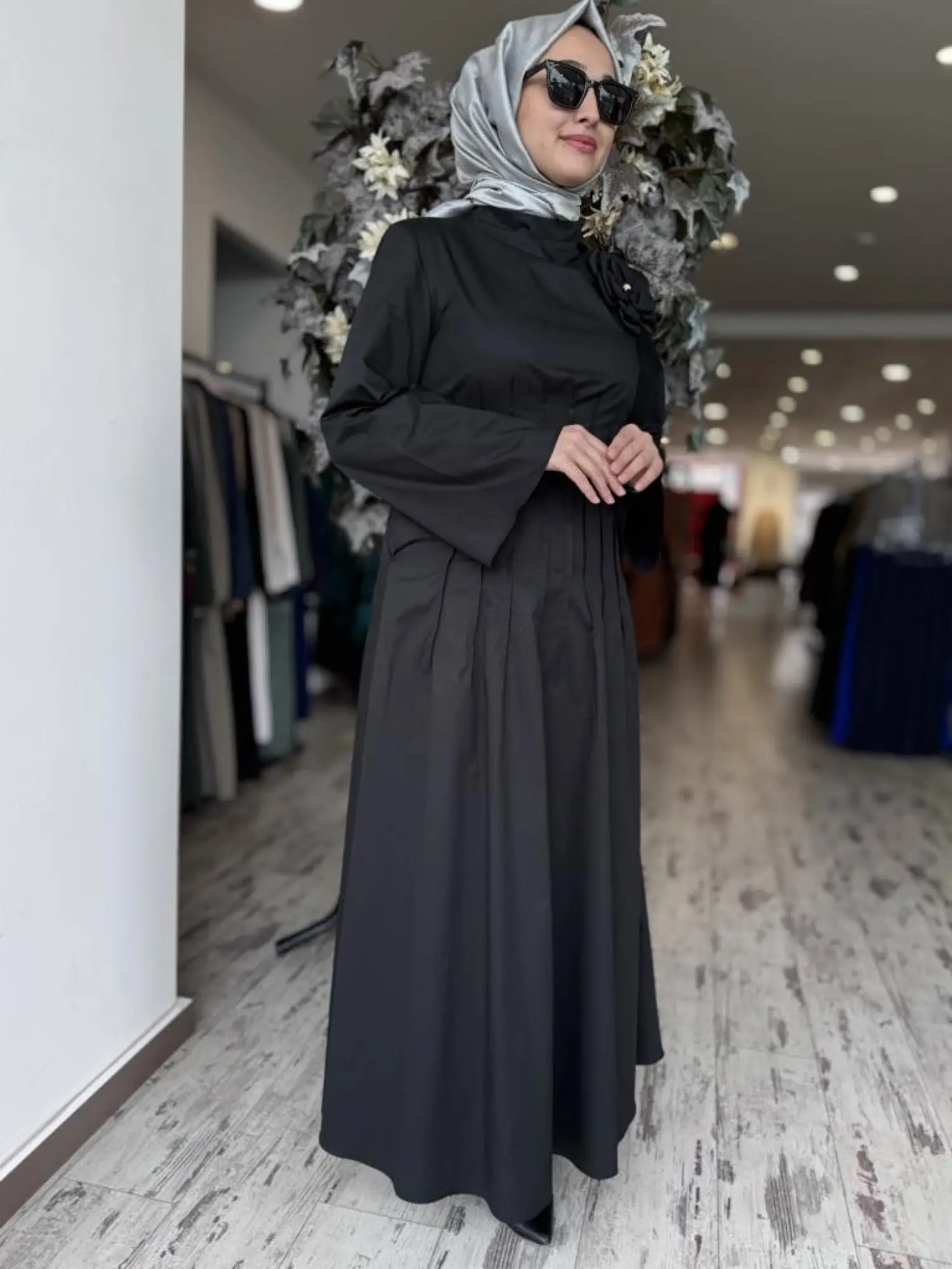 Vuu Önü Arka Pensli Elbise 25SSV4014