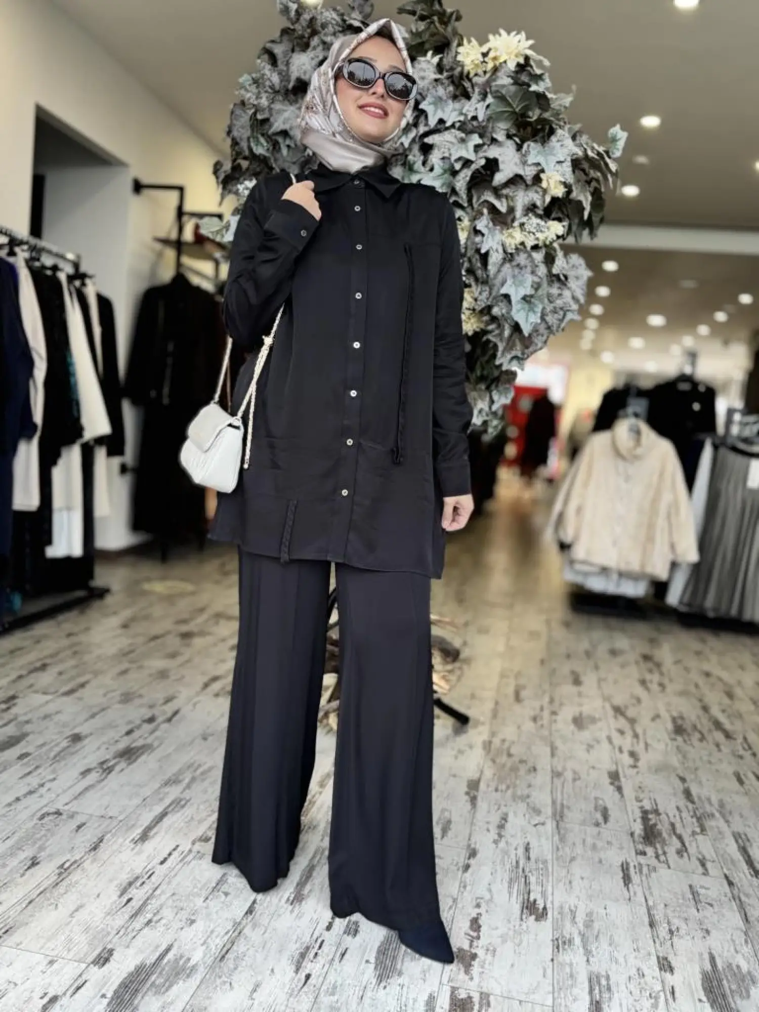 Vuu Pamuk Saten Siyah Gömlek-Pantolon Takım 24FW9V043