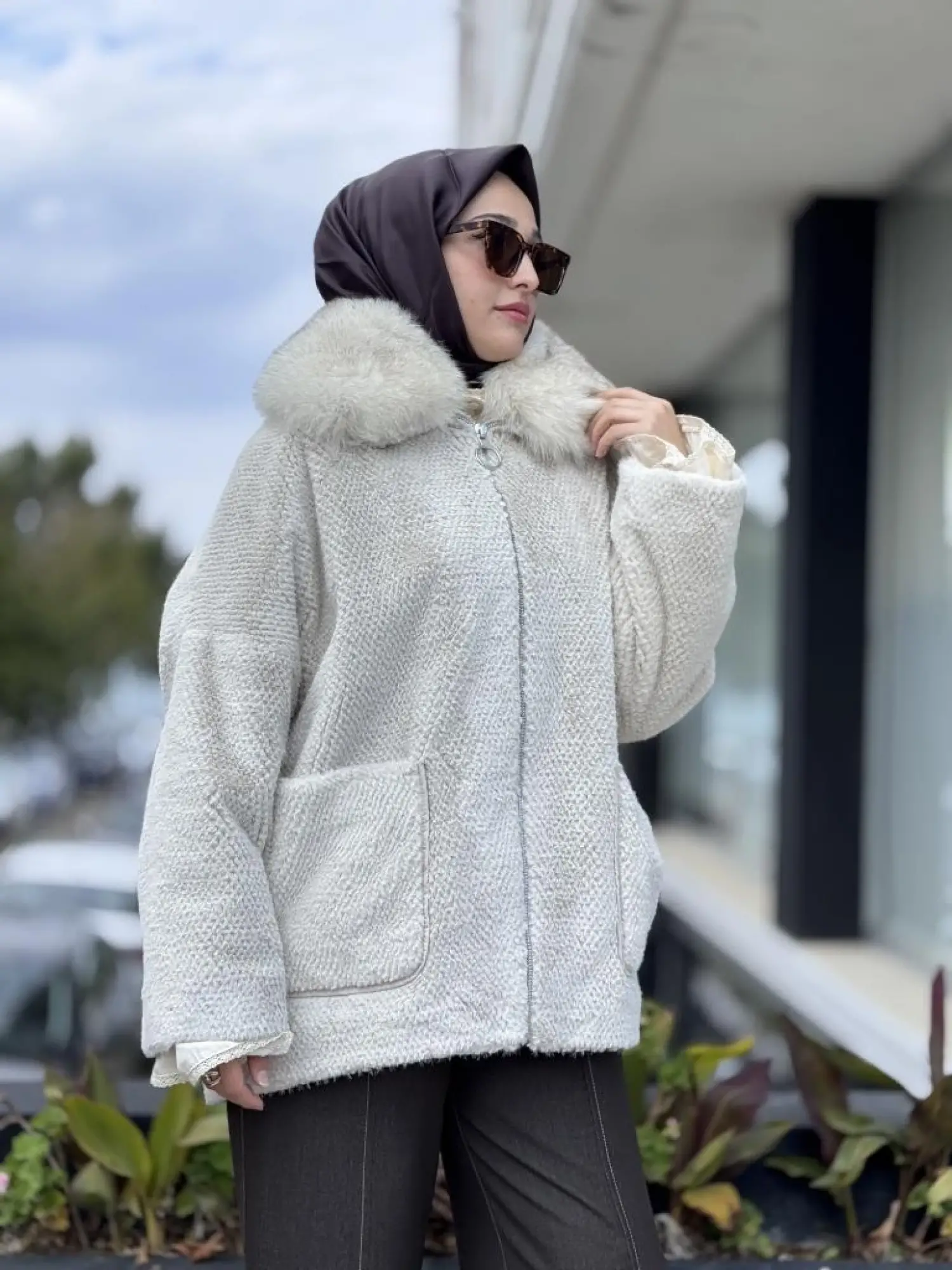 WOM BTQ Petek Dokulu Kürklü Kaban