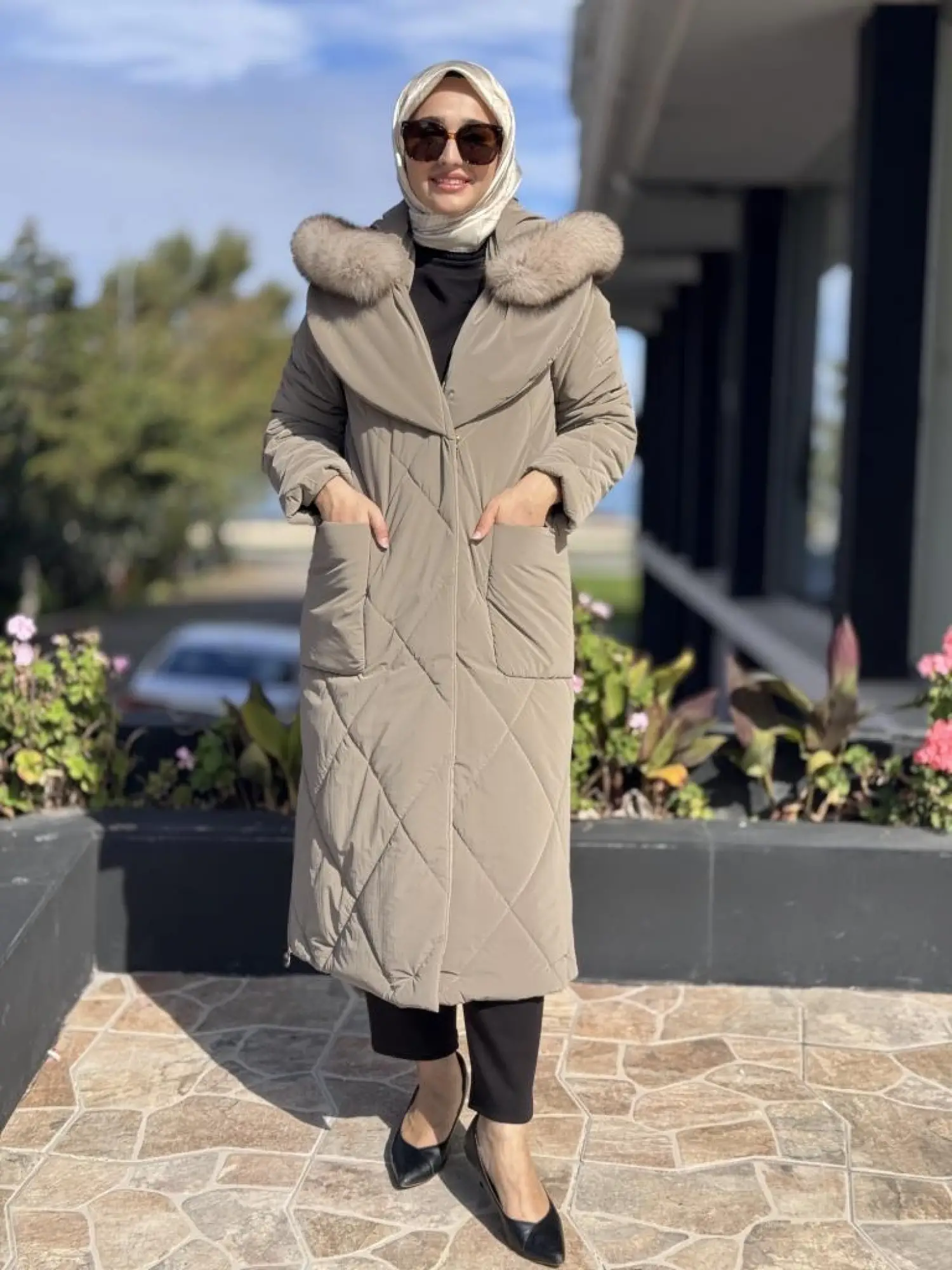 WOM BTQ Seyyar Kapüşon ve Kürk Detaylı Çıtçıtlı Mont