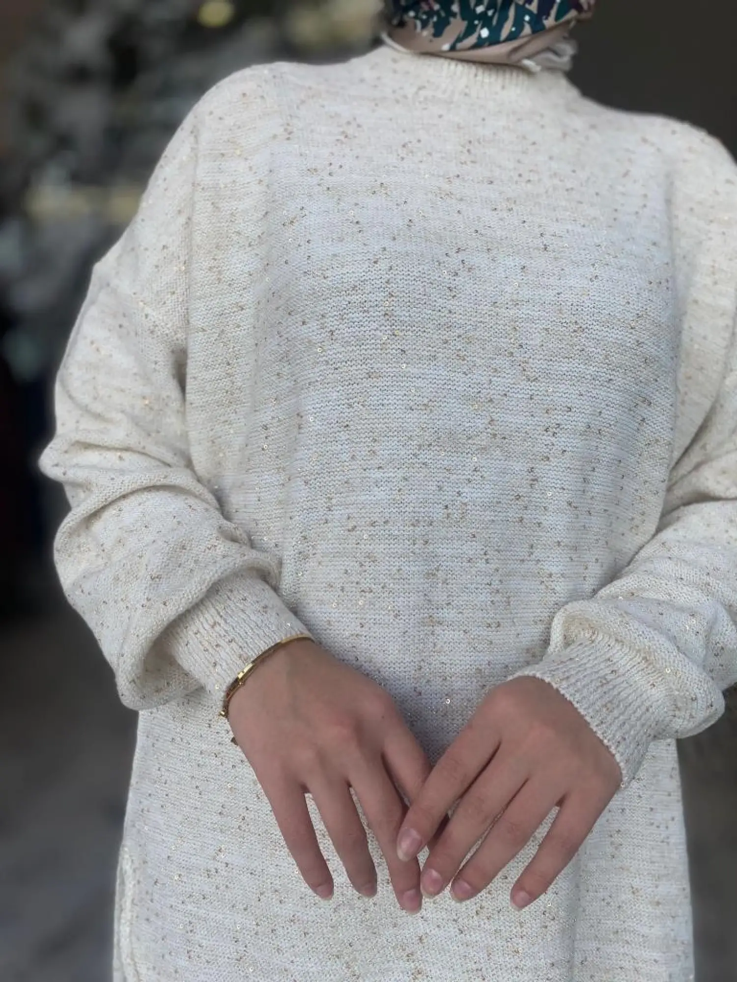 Yeşim Özcan Payetli Triko Tunik 124K16019