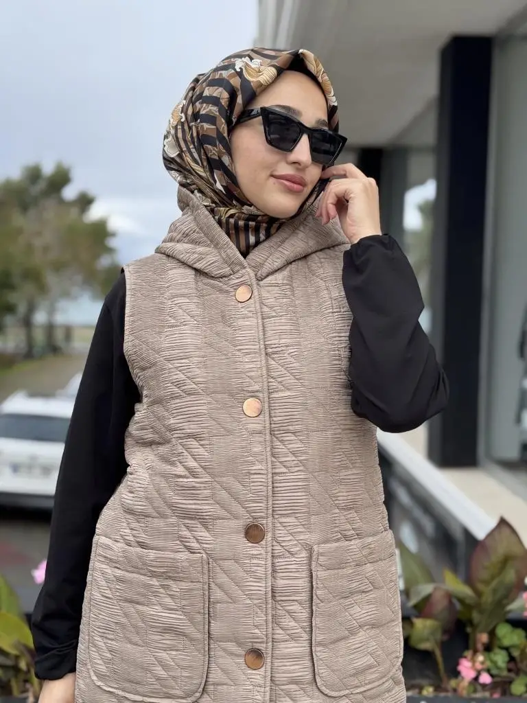 Almarwah Çıtçıt Kapamalı Cepli Kapitone Yelek 505329