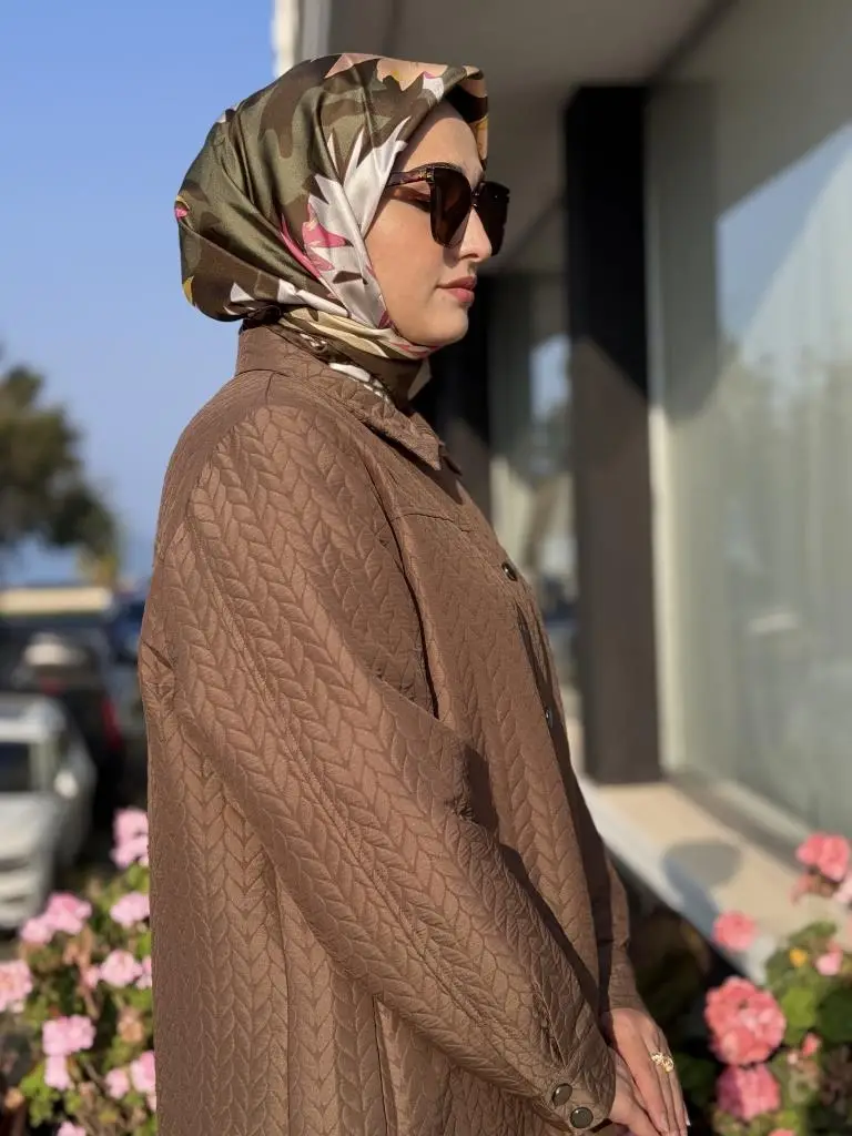 İnvee Çıtçıtlı Gömlek Yaka Kap 7039B