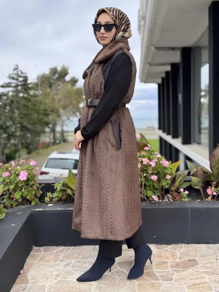 Misswhence Kapitone Detaylı Uzun Kürk Yelek 38700