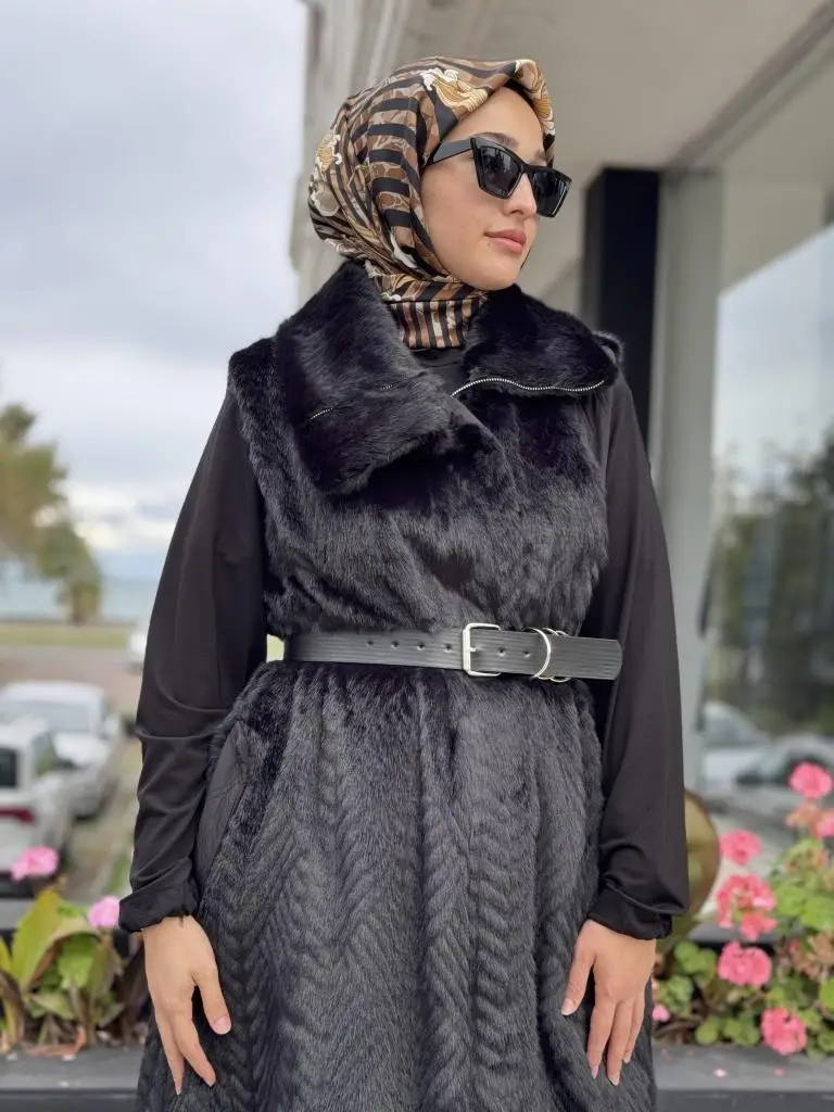 Misswhence Kapitone Detaylı Uzun Kürk Yelek 38700