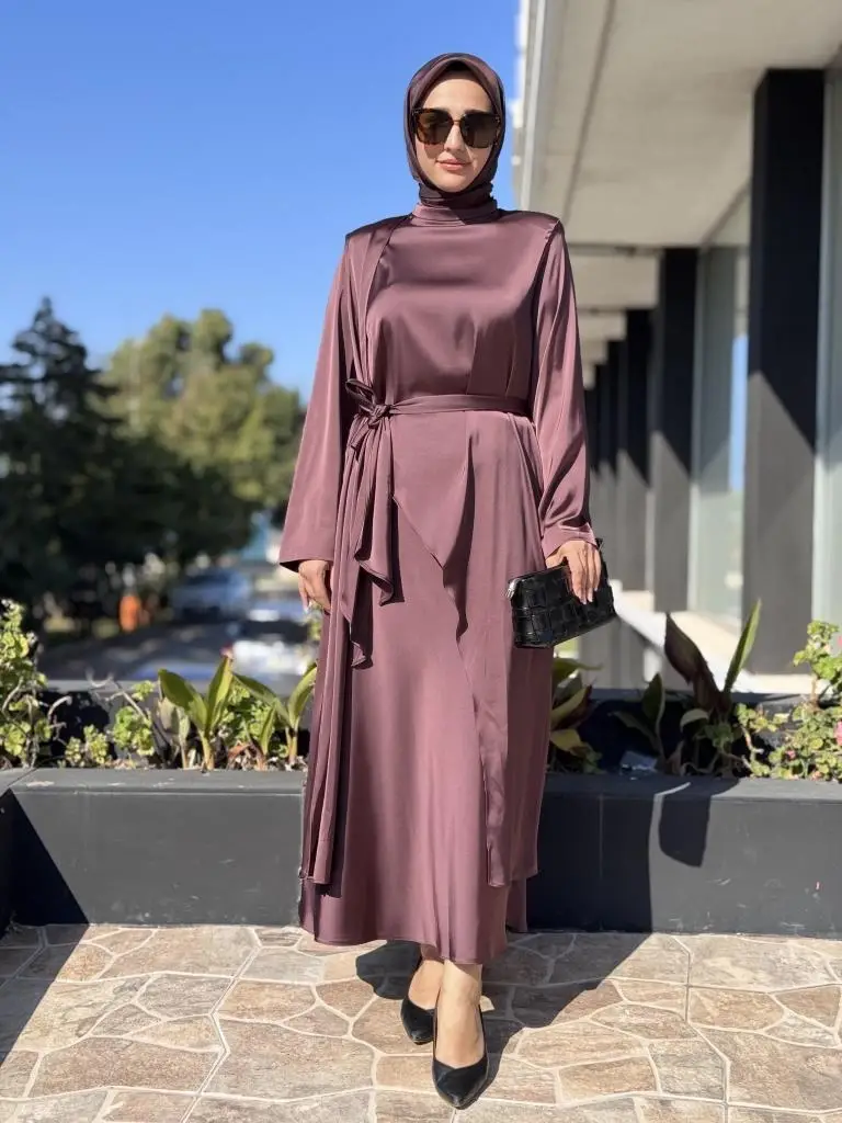 QooQ Store Saten Bluz Etek Takım 26FW201