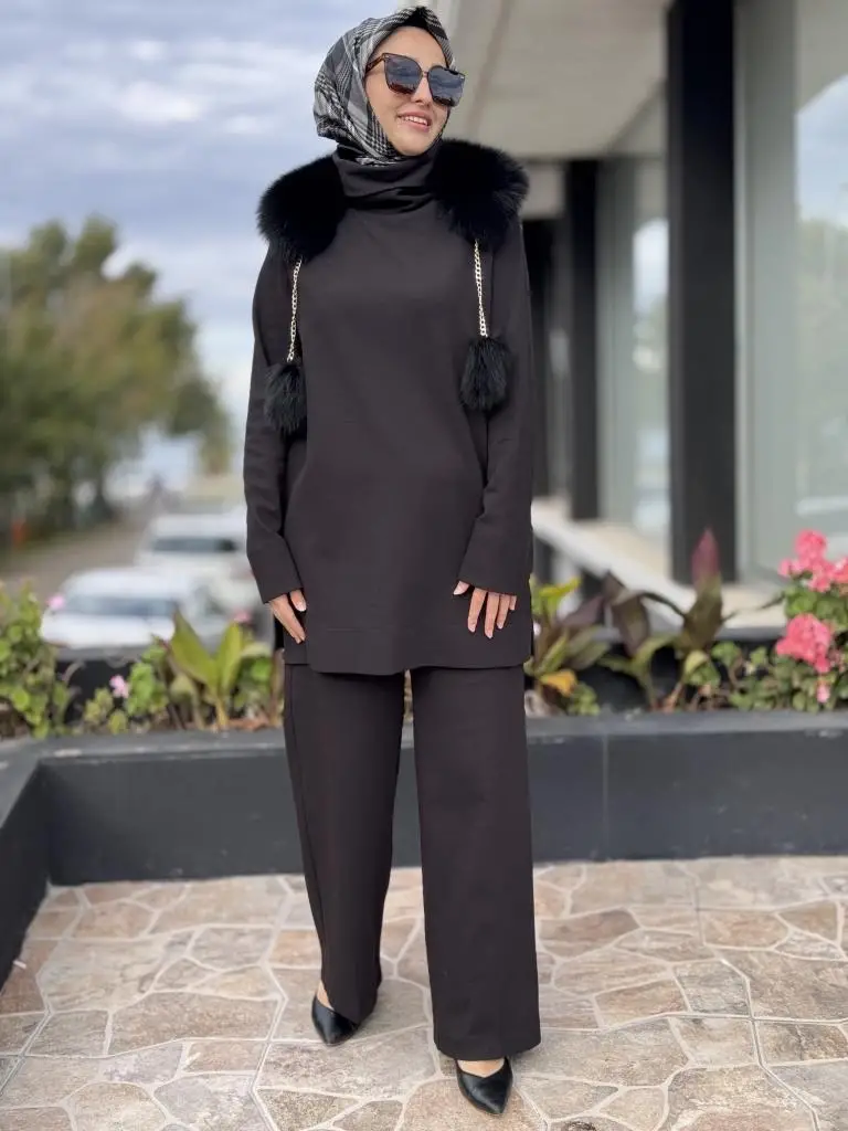 Qupra Seyyar Kürk Aksesuarlı Tunik Pantolon Takım WAC92054