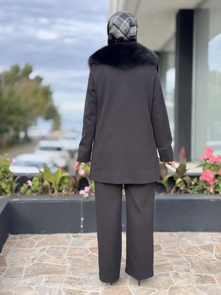 Qupra Seyyar Kürk Aksesuarlı Tunik Pantolon Takım WAC92054