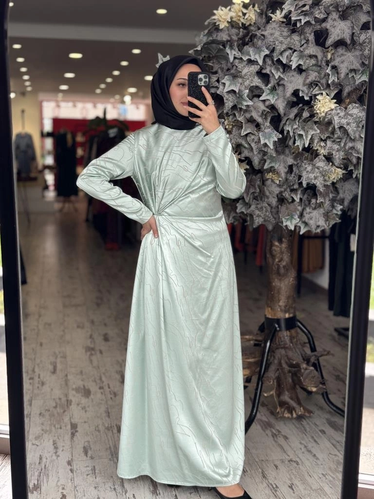 Almarwah Belden Büzgülü Saten Elbise 90474