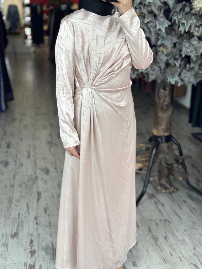 Almarwah Belden Büzgülü Saten Elbise 90474