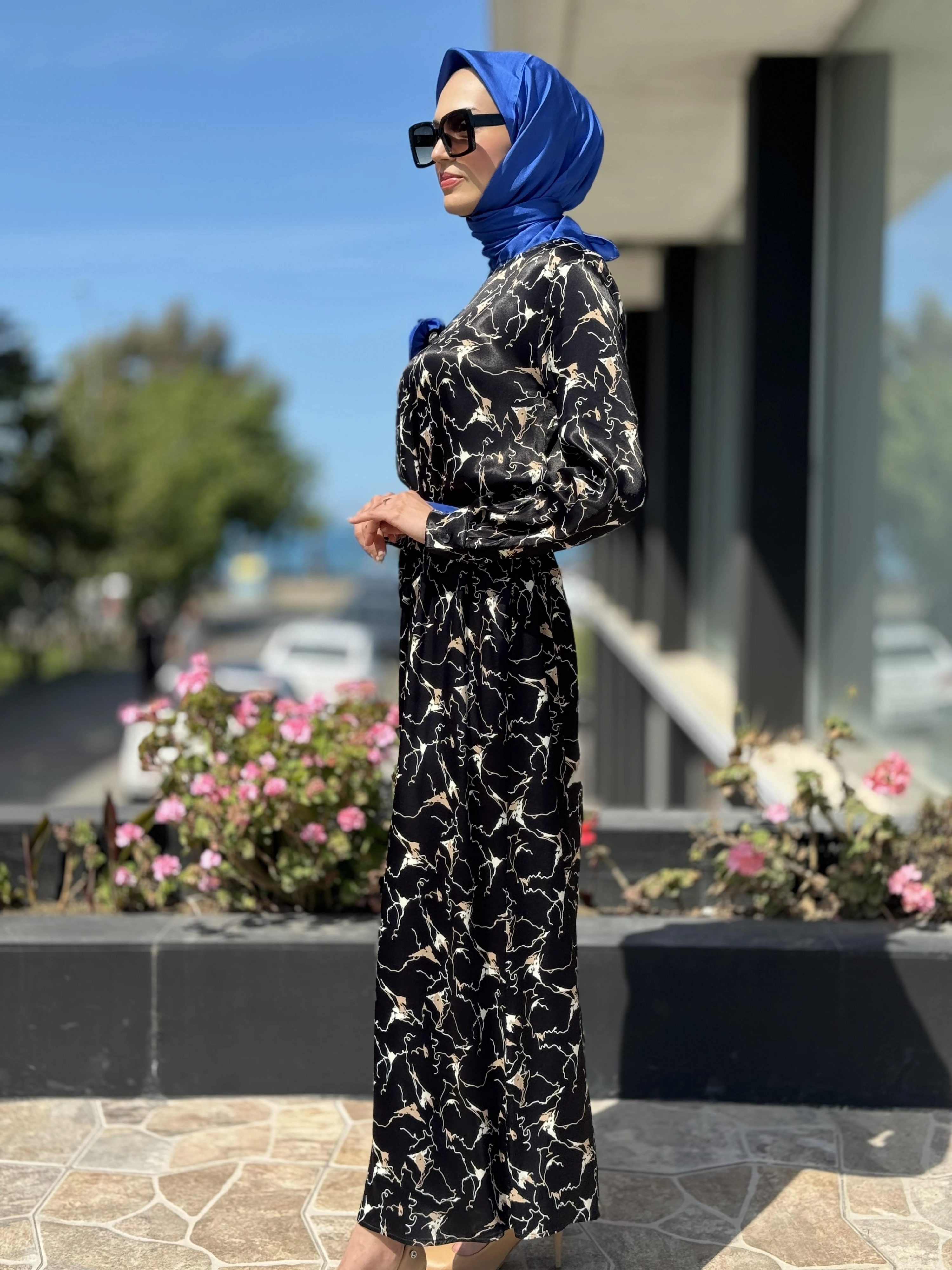 Almarwah Mavi Broş ve Kemerli Elbise 303764