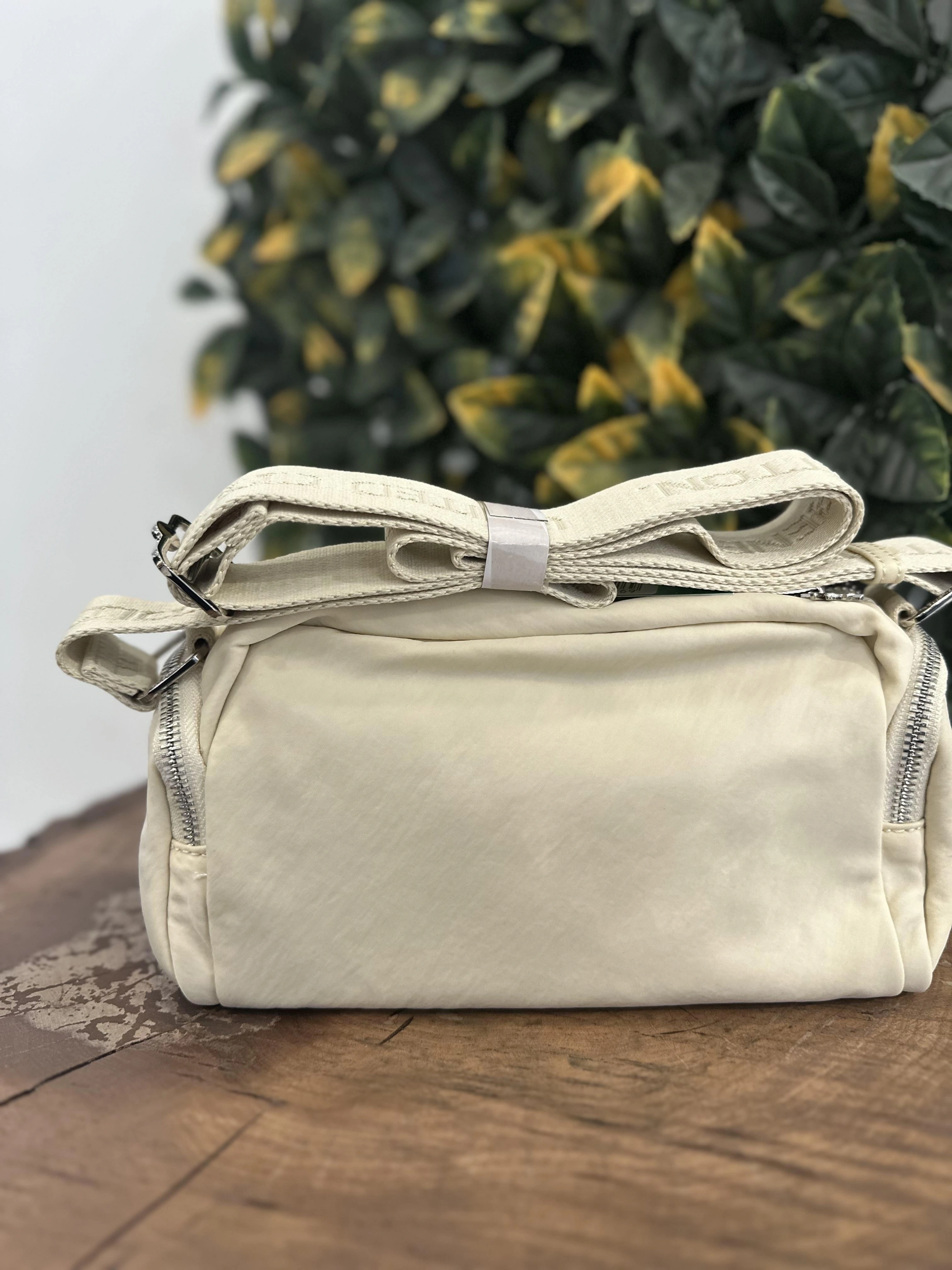 Benetton Omuz Çantası BNT1201