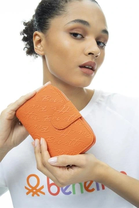 Benetton Yazılı Fermuarlı Cüzdan BNT984