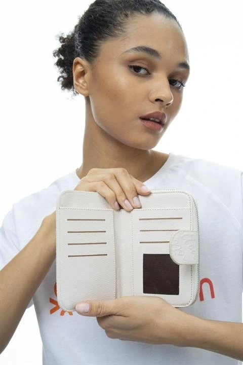 Benetton Yazılı Fermuarlı Cüzdan BNT984