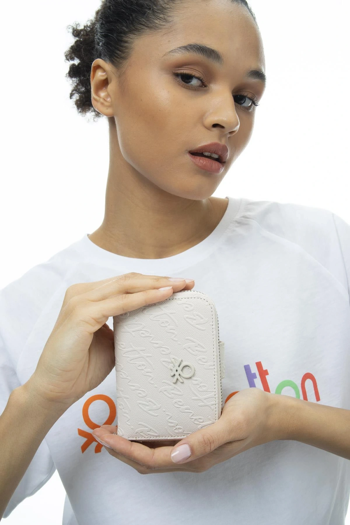 Benetton Yazılı Fermuarlı Cüzdan BNT986