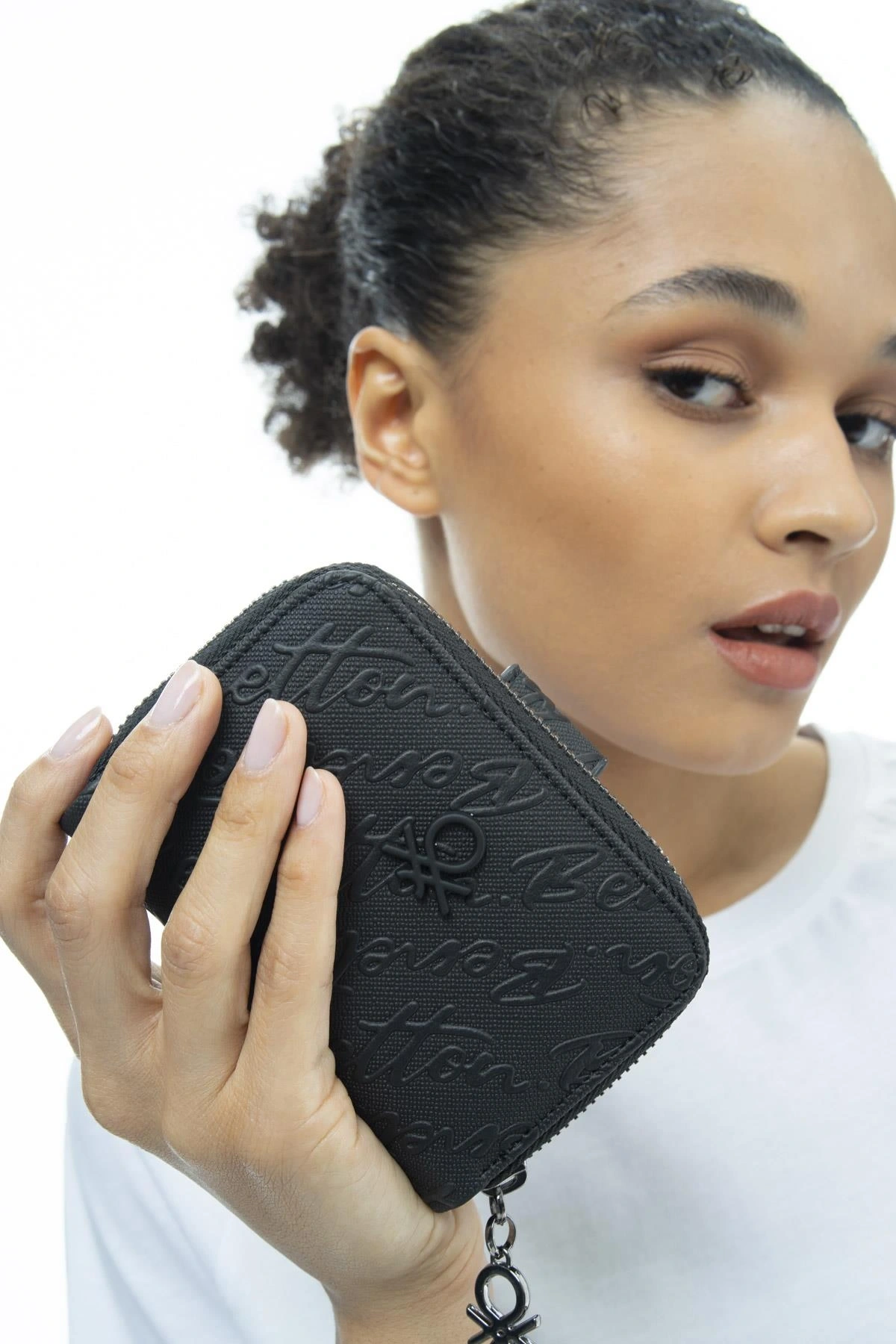 Benetton Yazılı Fermuarlı Cüzdan BNT986