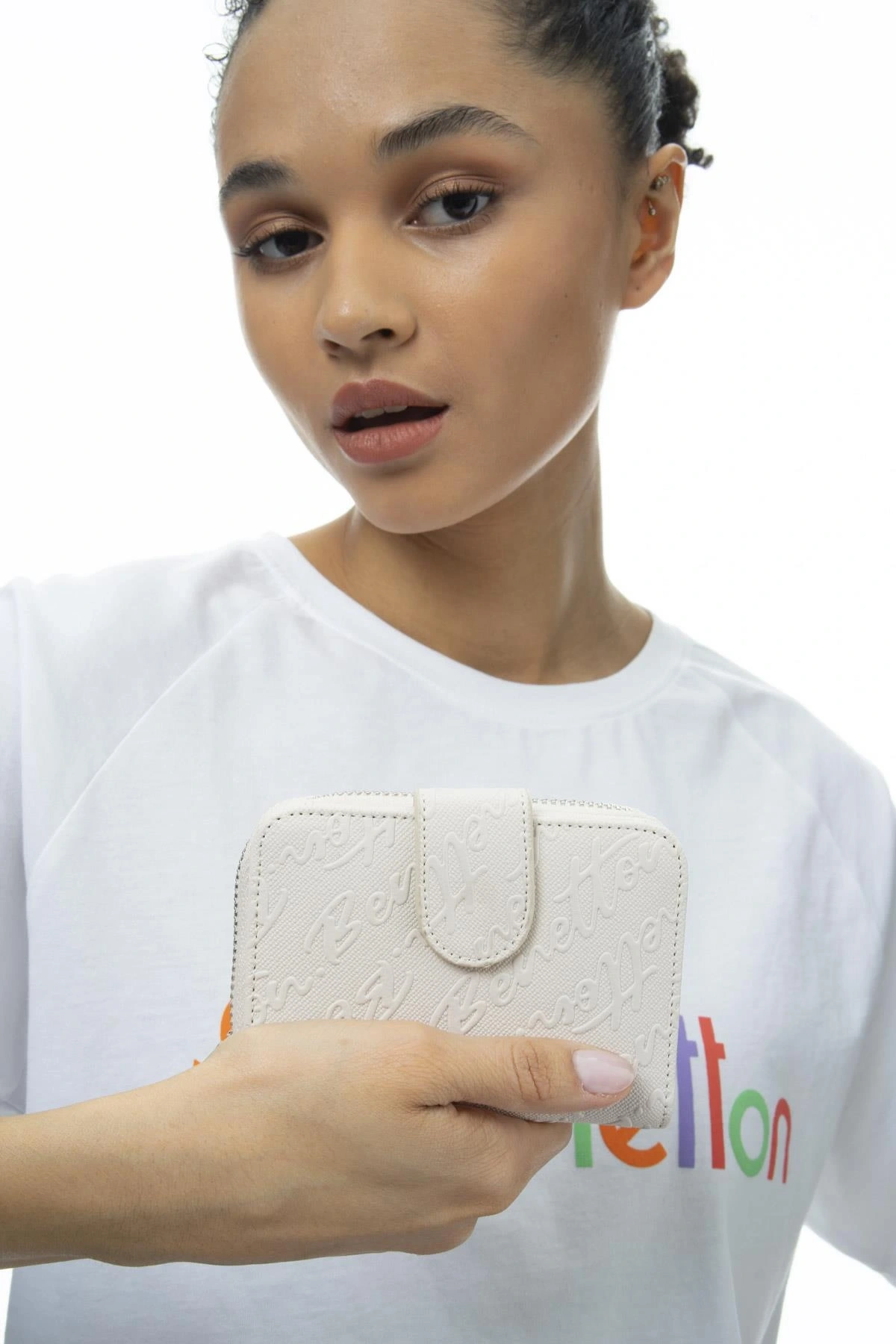 Benetton Yazılı Fermuarlı Cüzdan BNT986