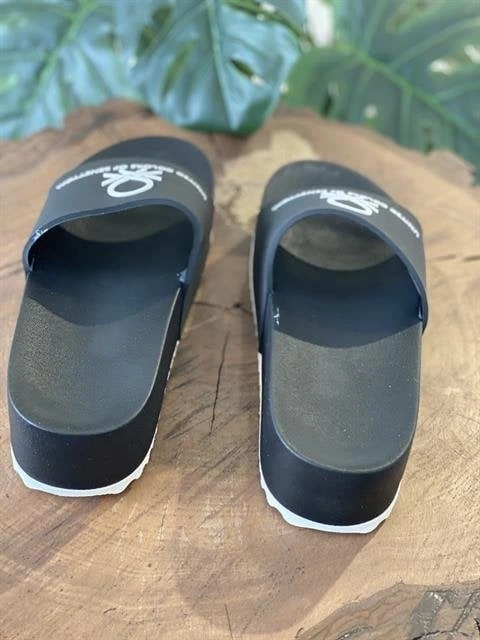 Benetton Yüksek Taban Dolgu Siyah Kadın Terlik BN1211