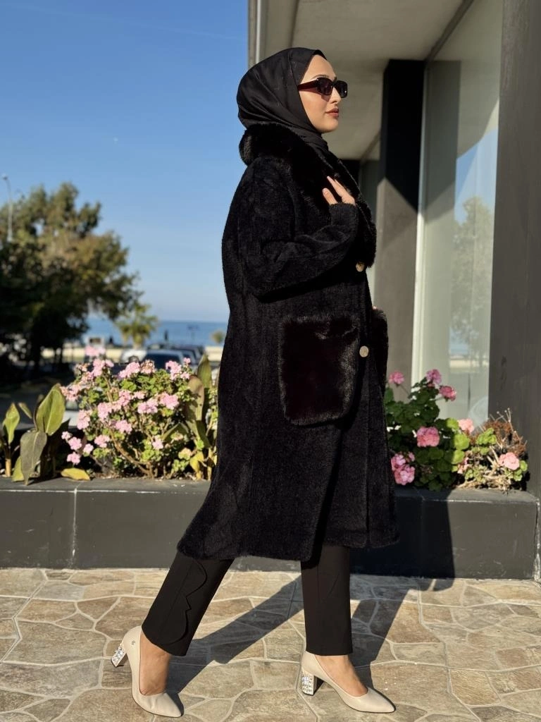 Ghisa Kürk Detaylı Düğmeli Angora Kaban 24111