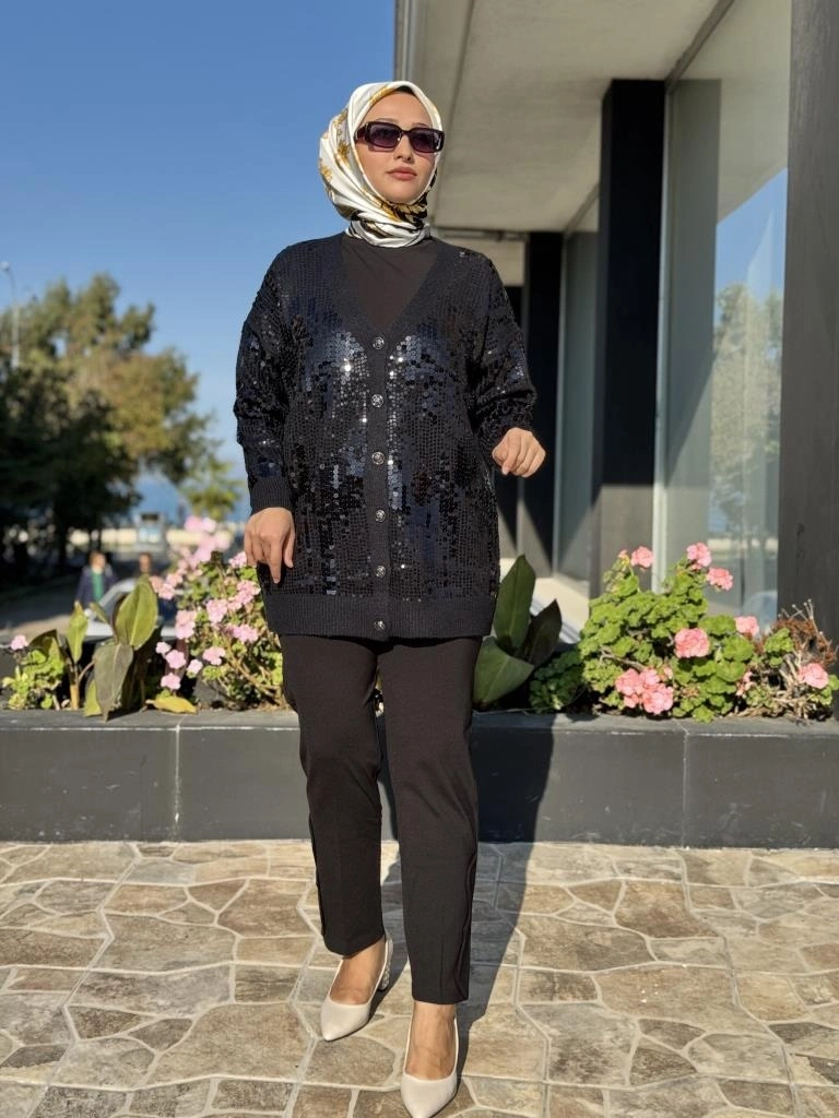 Ghisa Payet Detaylı Düğmeli Triko Hırka G241404