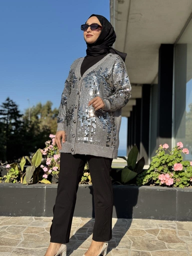 Ghisa Payet Detaylı Düğmeli Triko Hırka G241404